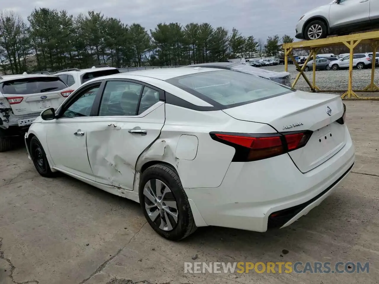 2 Photograph of a damaged car 1N4BL4BV3LN323780 NISSAN ALTIMA 2020
