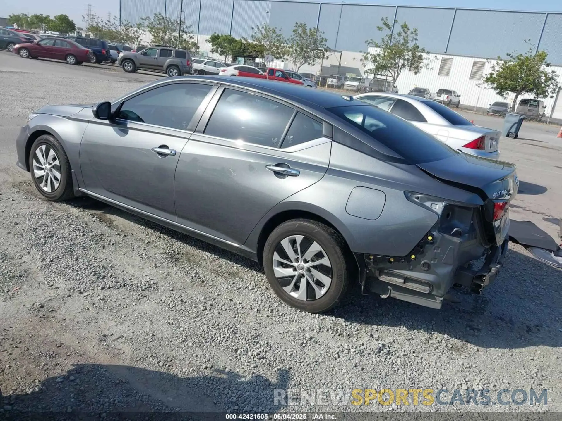 3 Photograph of a damaged car 1N4BL4BV4LC123776 NISSAN ALTIMA 2020