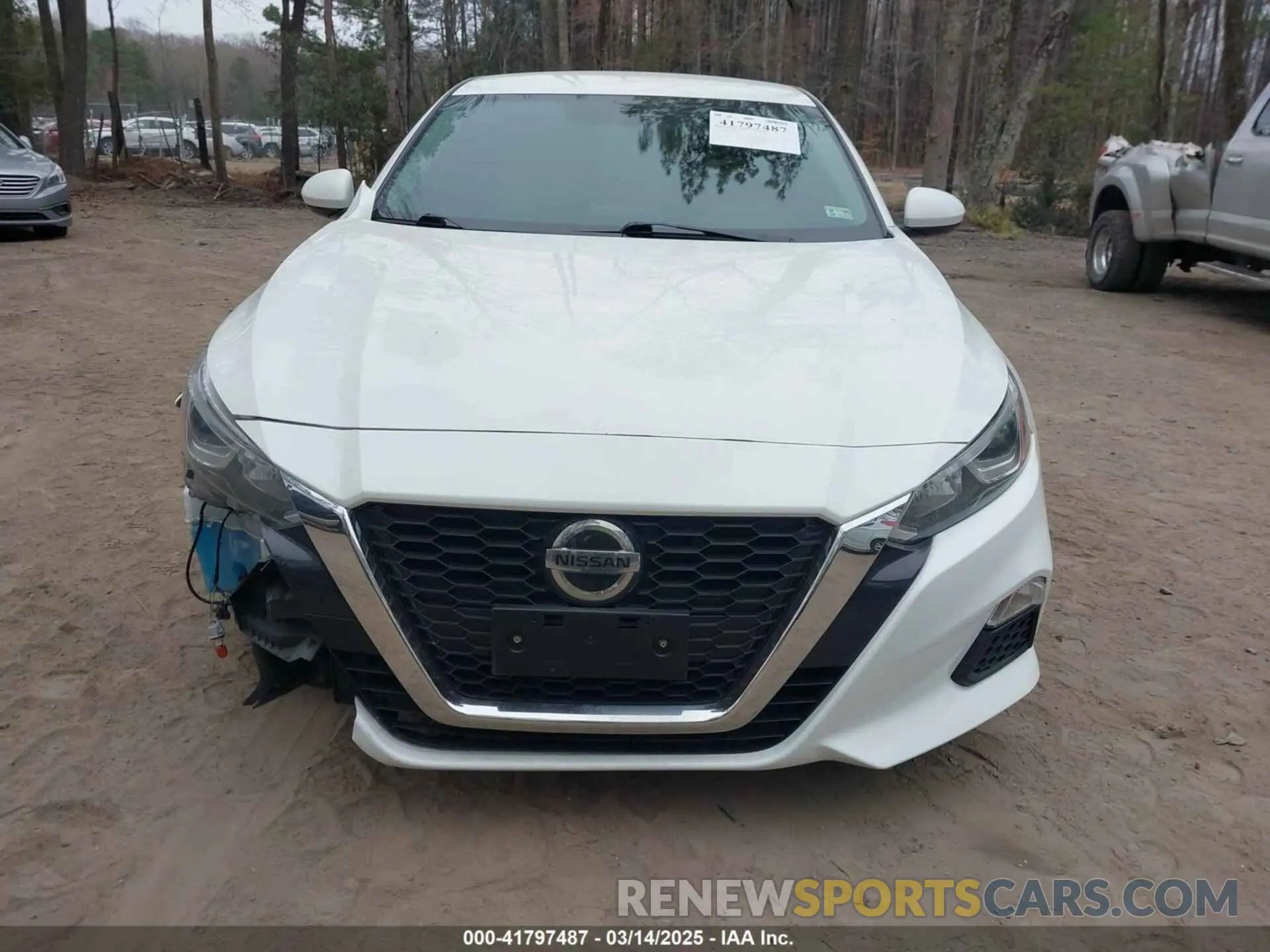 13 Photograph of a damaged car 1N4BL4BV4LC127245 NISSAN ALTIMA 2020