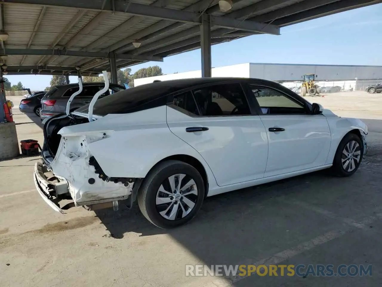 3 Photograph of a damaged car 1N4BL4BV4LC162626 NISSAN ALTIMA 2020