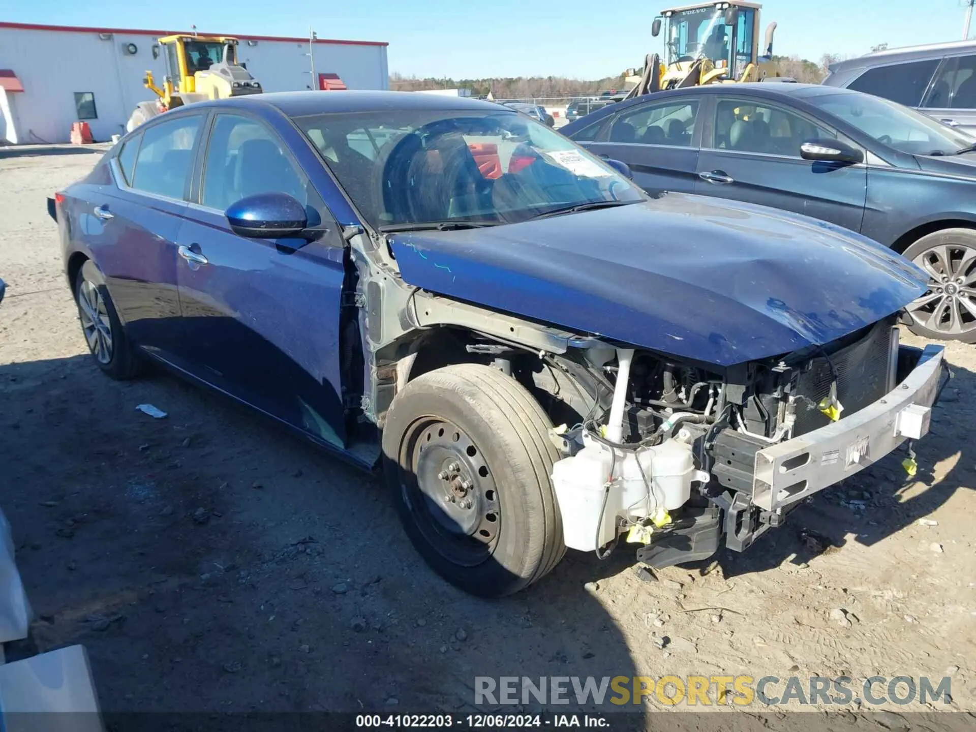 1 Photograph of a damaged car 1N4BL4BV4LC170810 NISSAN ALTIMA 2020