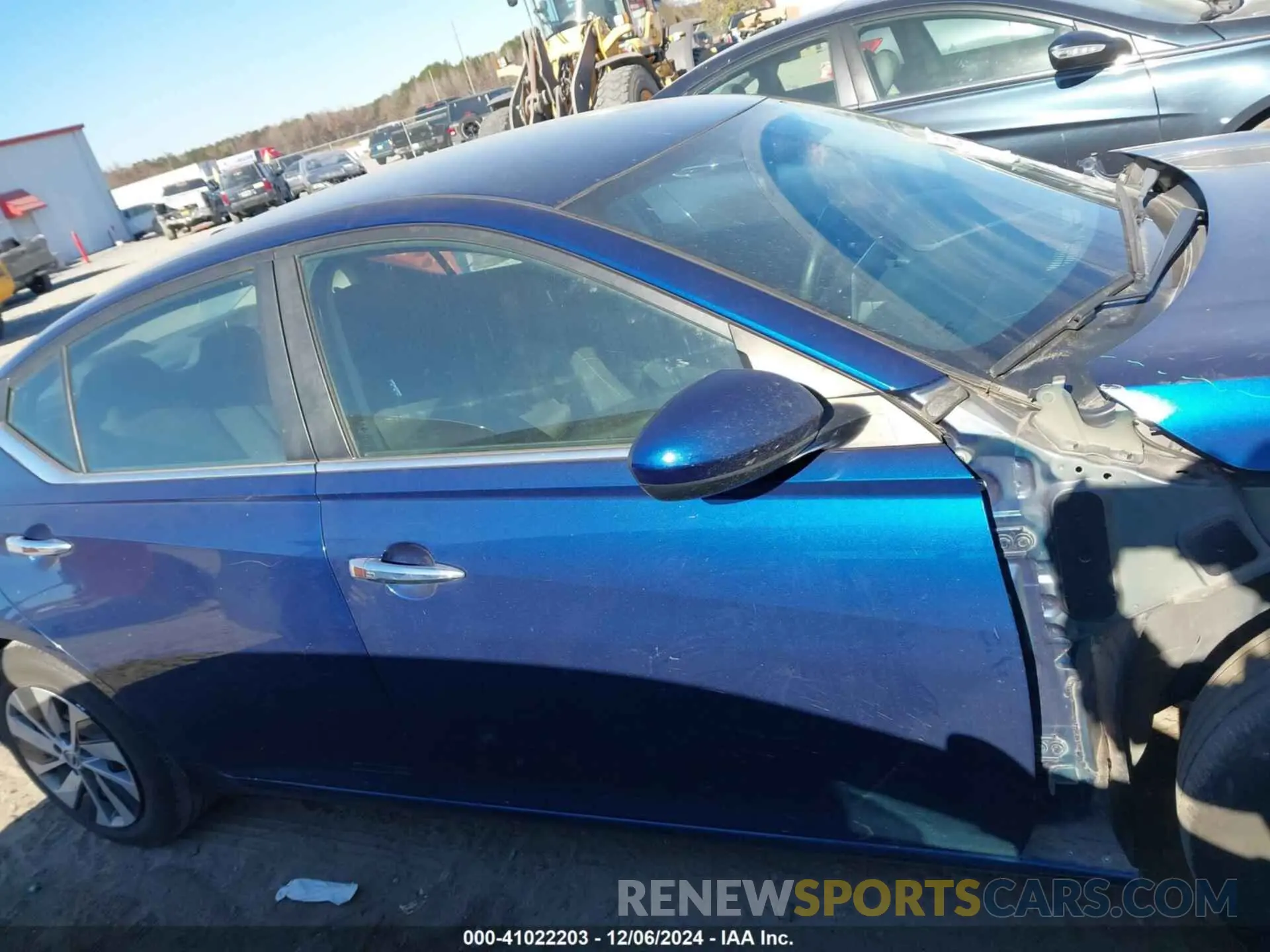 13 Photograph of a damaged car 1N4BL4BV4LC170810 NISSAN ALTIMA 2020