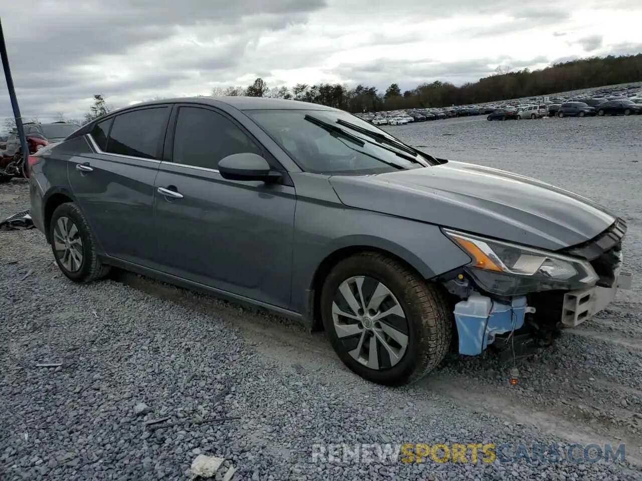 4 Photograph of a damaged car 1N4BL4BV4LC172203 NISSAN ALTIMA 2020