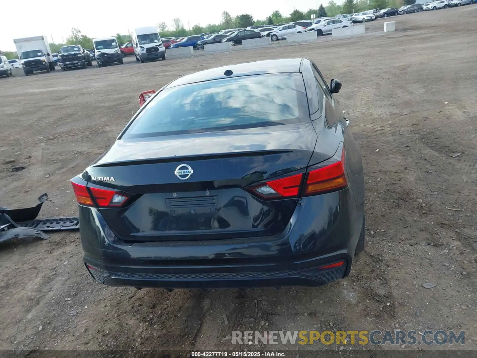 16 Photograph of a damaged car 1N4BL4BV4LC209279 NISSAN ALTIMA 2020
