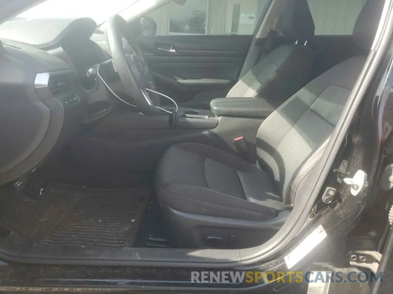 7 Photograph of a damaged car 1N4BL4BV4LC218323 NISSAN ALTIMA 2020
