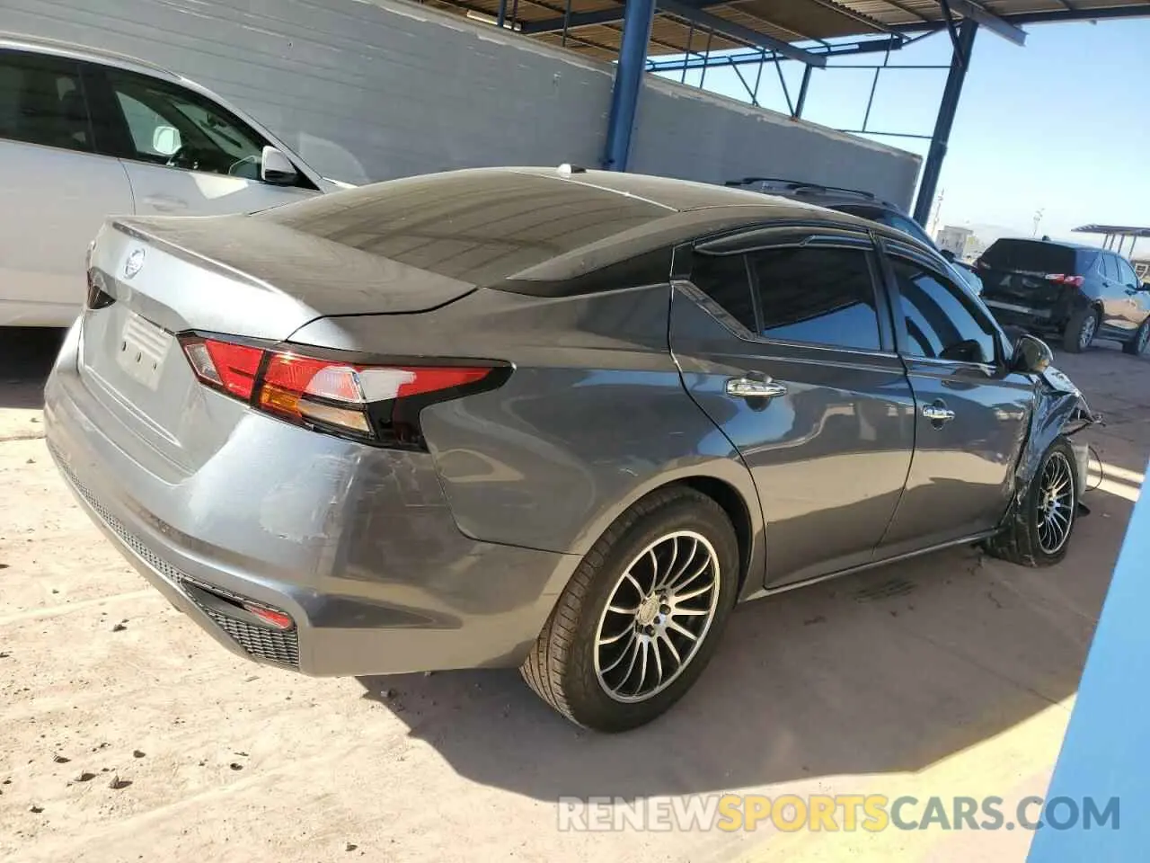 3 Photograph of a damaged car 1N4BL4BV4LC218743 NISSAN ALTIMA 2020