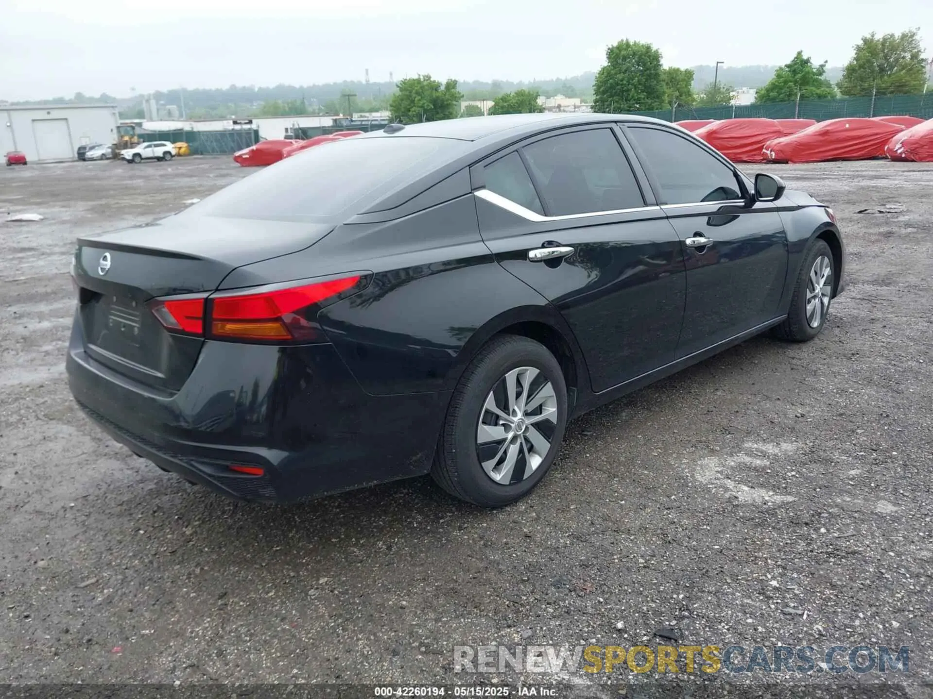 4 Photograph of a damaged car 1N4BL4BV4LC239866 NISSAN ALTIMA 2020