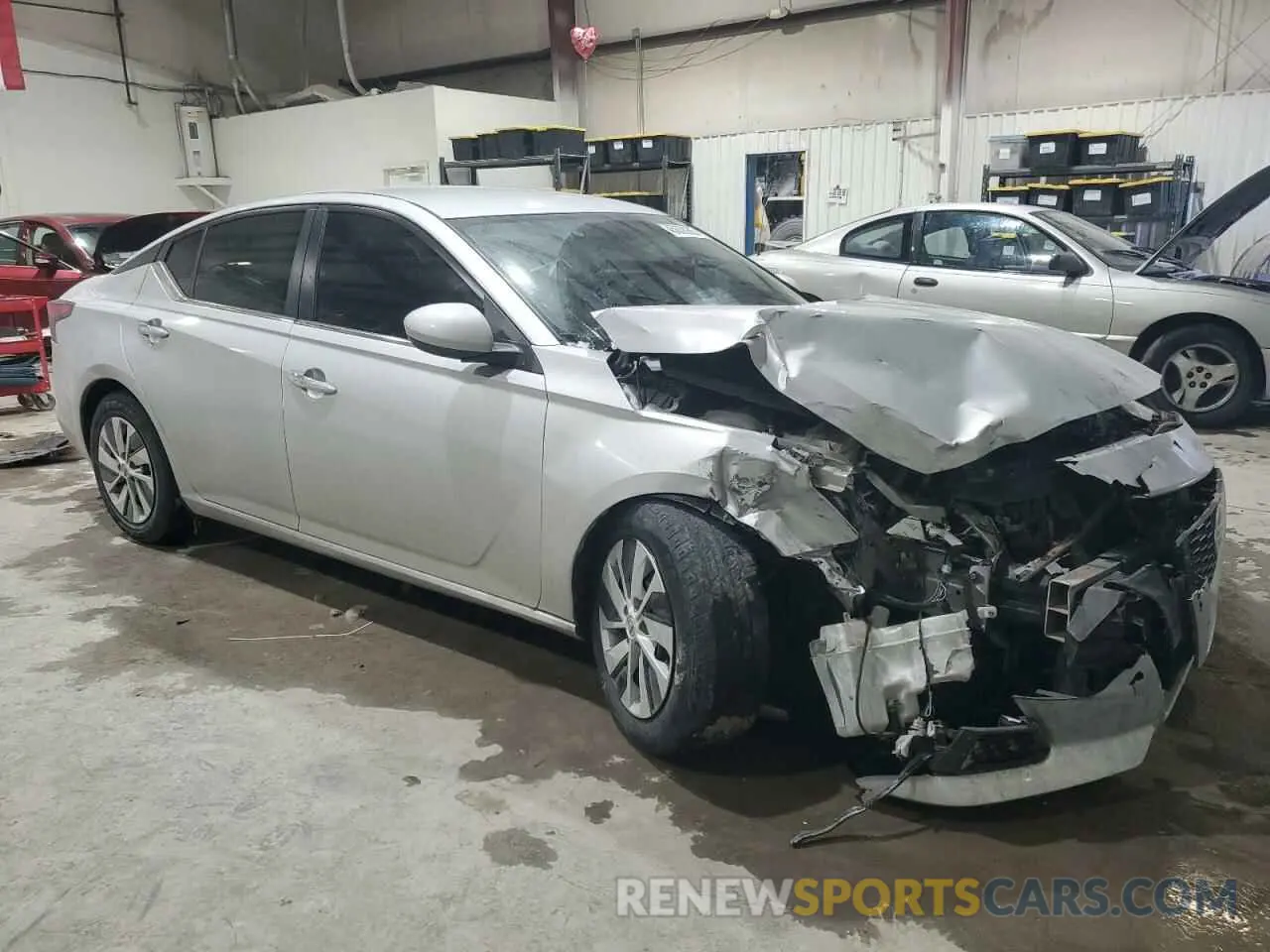 4 Photograph of a damaged car 1N4BL4BV4LC240189 NISSAN ALTIMA 2020
