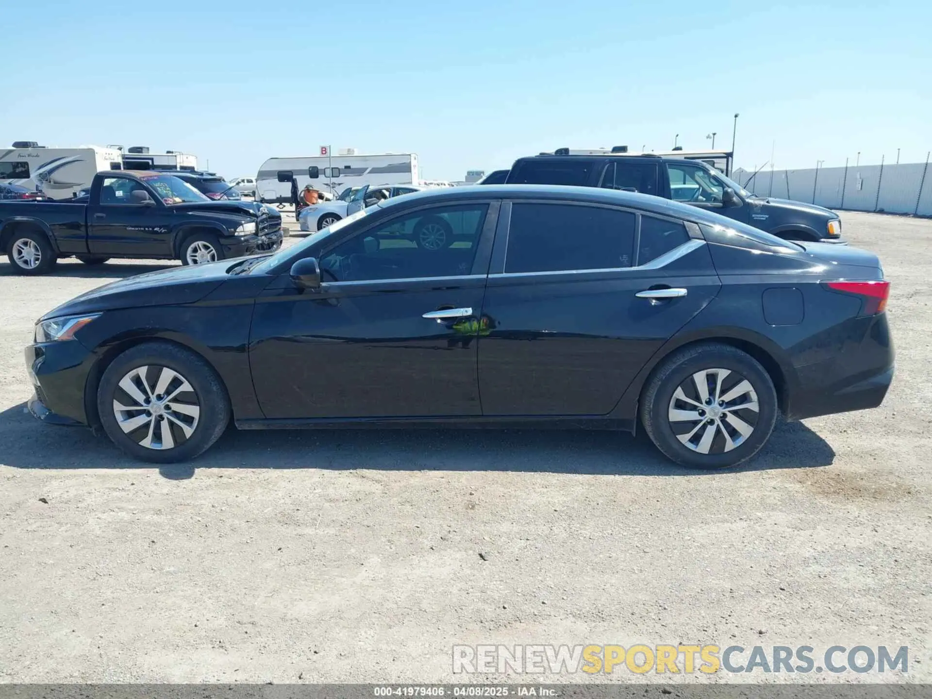 14 Photograph of a damaged car 1N4BL4BV4LC258529 NISSAN ALTIMA 2020