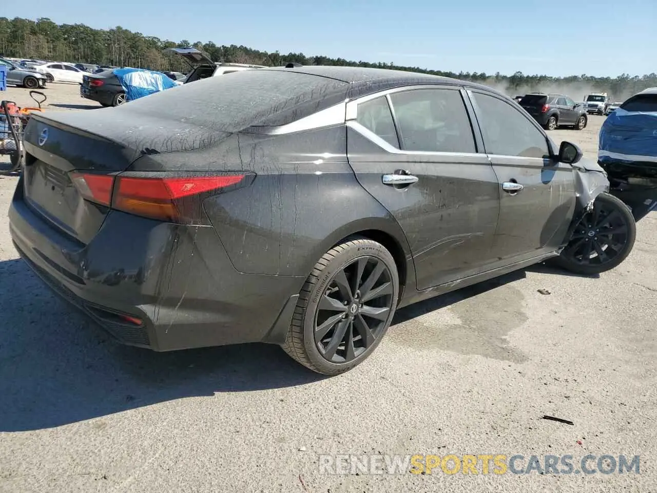 3 Photograph of a damaged car 1N4BL4BV4LC265240 NISSAN ALTIMA 2020