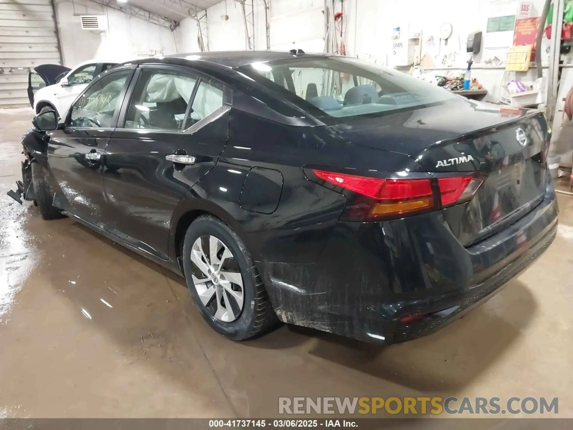3 Photograph of a damaged car 1N4BL4BV4LC266680 NISSAN ALTIMA 2020
