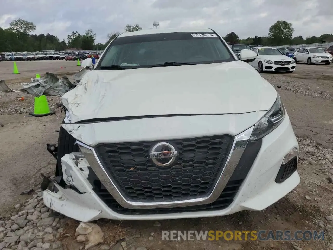 5 Photograph of a damaged car 1N4BL4BV4LC270325 NISSAN ALTIMA 2020