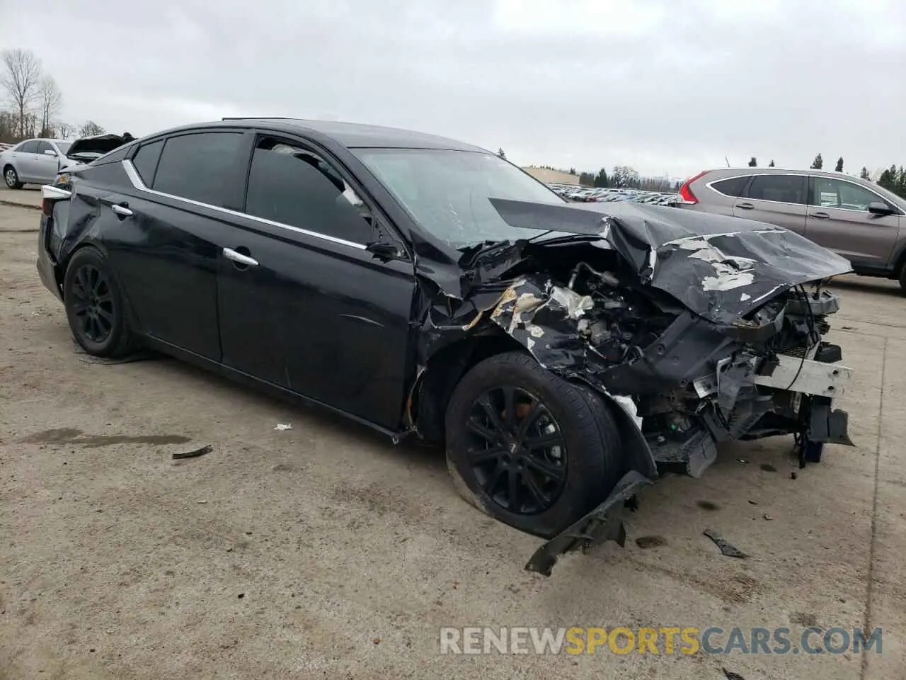 4 Photograph of a damaged car 1N4BL4BV4LC270454 NISSAN ALTIMA 2020