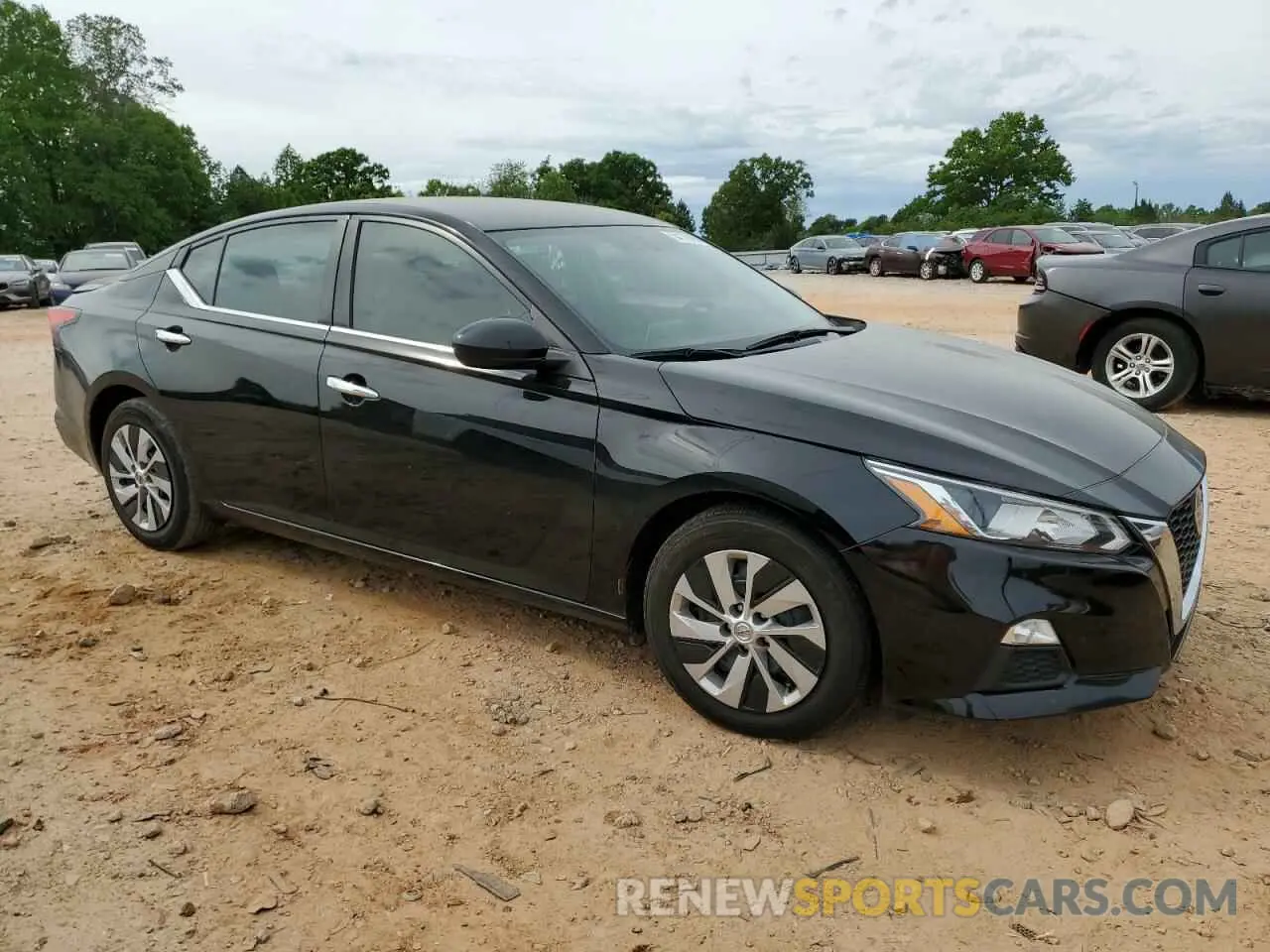 4 Photograph of a damaged car 1N4BL4BV4LC271507 NISSAN ALTIMA 2020