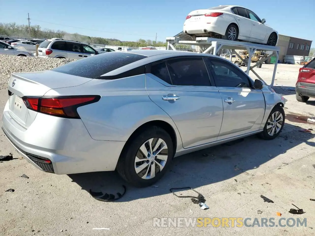 3 Photograph of a damaged car 1N4BL4BV4LC272091 NISSAN ALTIMA 2020