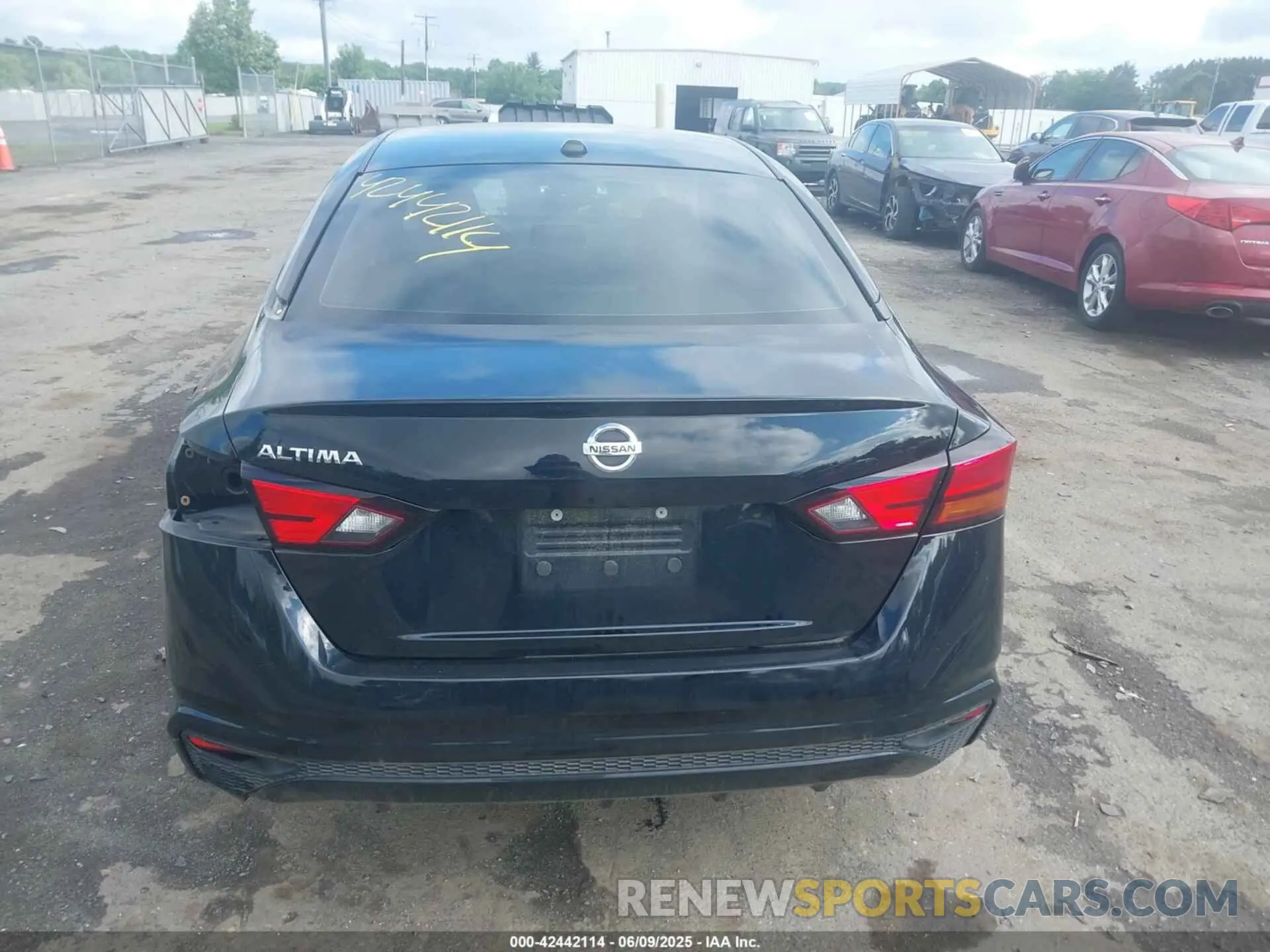 16 Photograph of a damaged car 1N4BL4BV4LC278408 NISSAN ALTIMA 2020