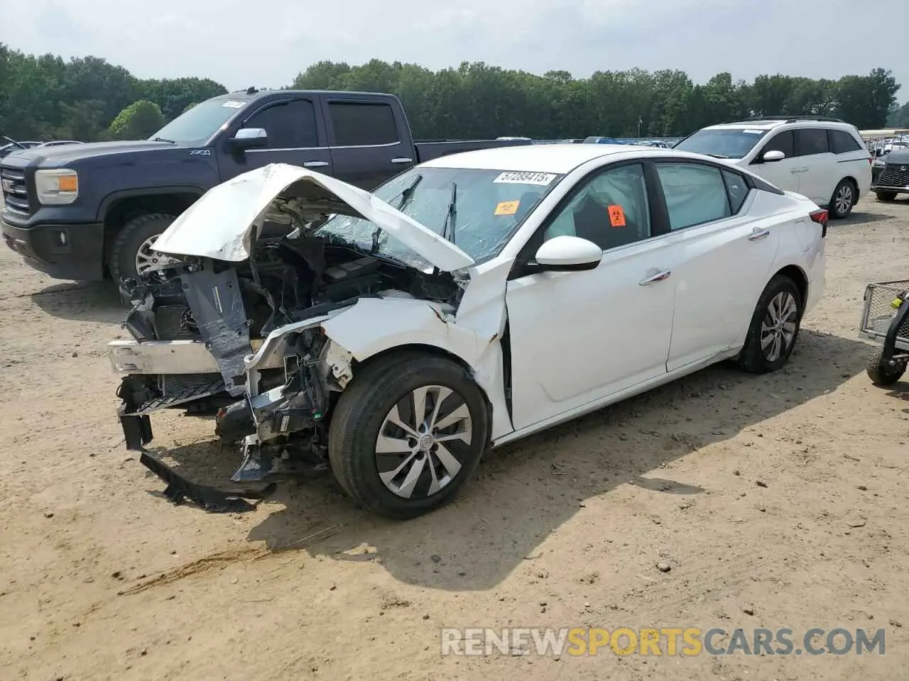 1 Photograph of a damaged car 1N4BL4BV4LN316143 NISSAN ALTIMA 2020