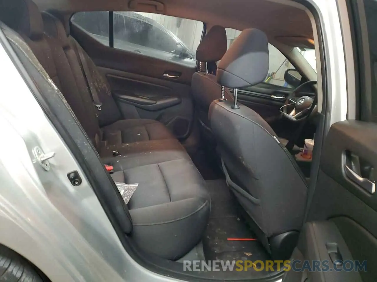 10 Photograph of a damaged car 1N4BL4BV5LC118277 NISSAN ALTIMA 2020
