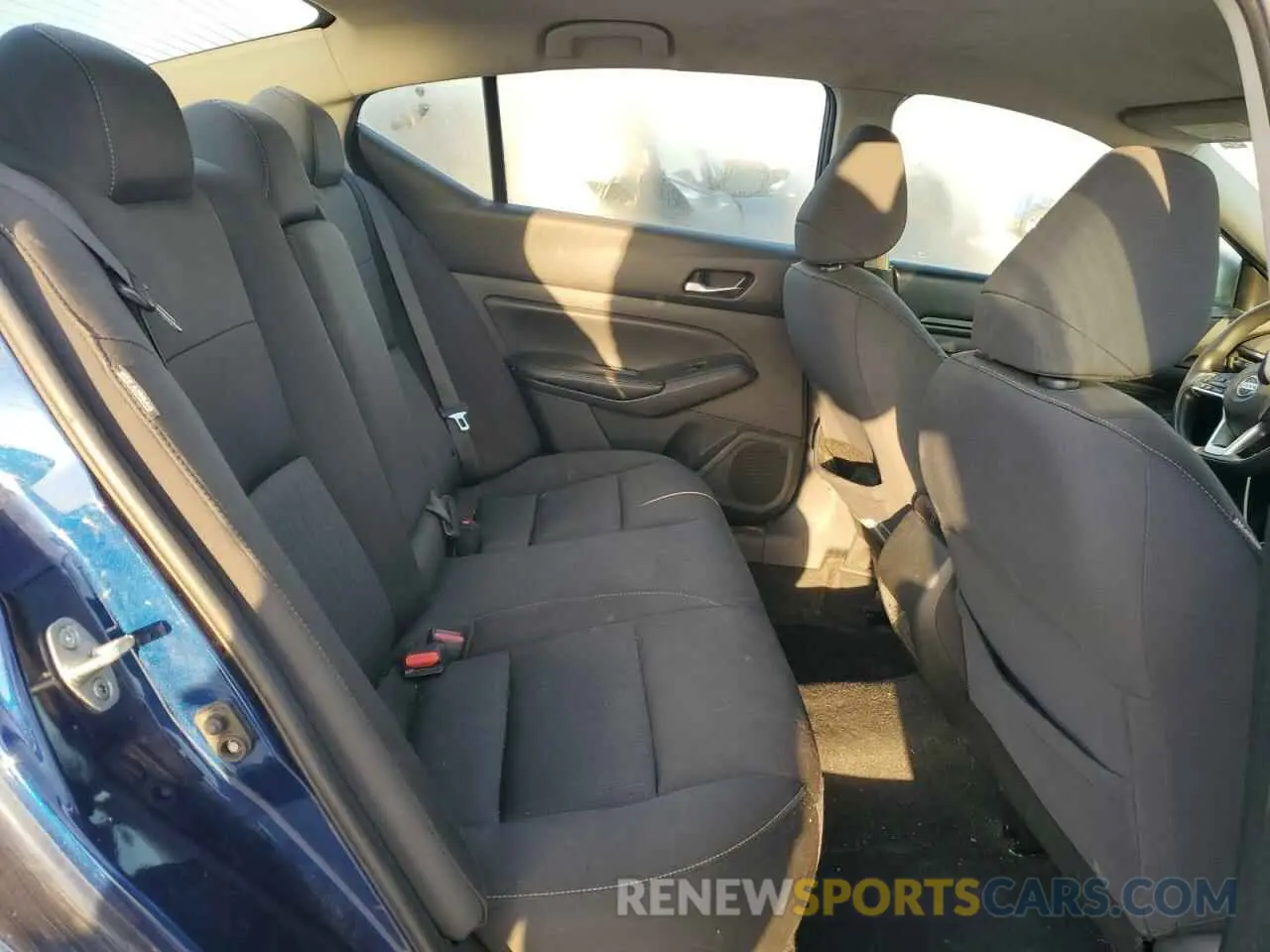 10 Photograph of a damaged car 1N4BL4BV5LC126234 NISSAN ALTIMA 2020