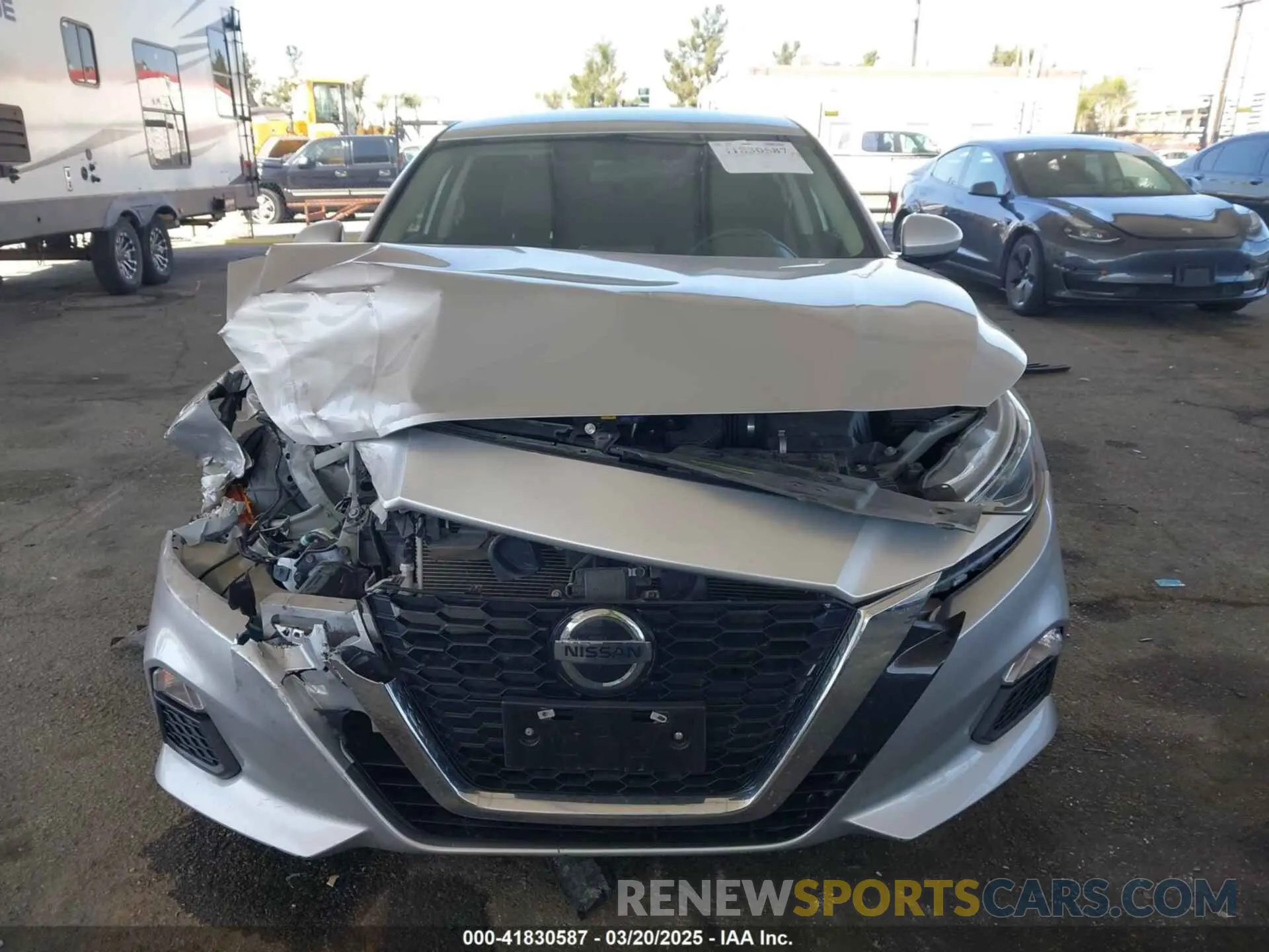 11 Photograph of a damaged car 1N4BL4BV5LC147469 NISSAN ALTIMA 2020