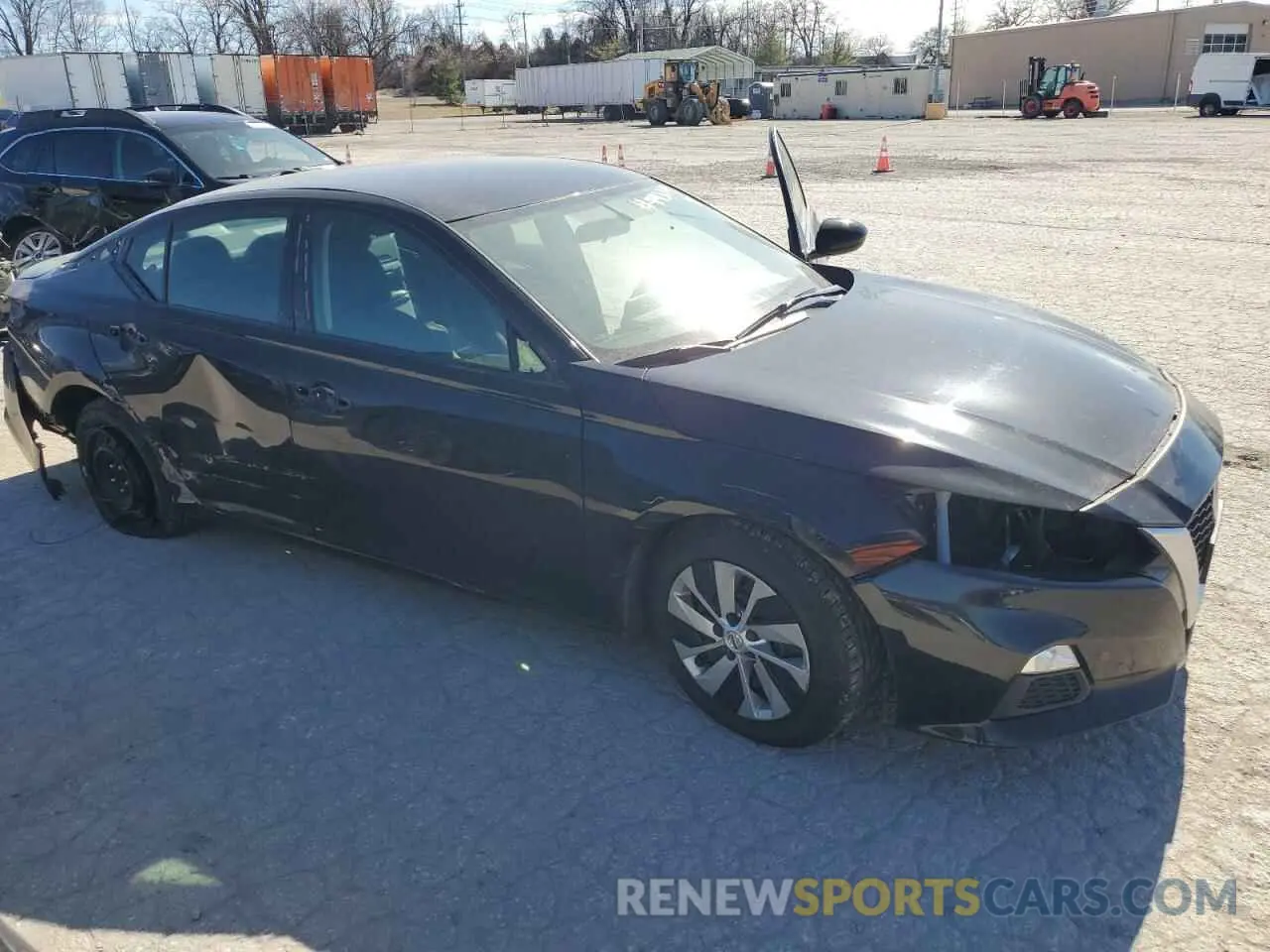 4 Photograph of a damaged car 1N4BL4BV5LC150758 NISSAN ALTIMA 2020