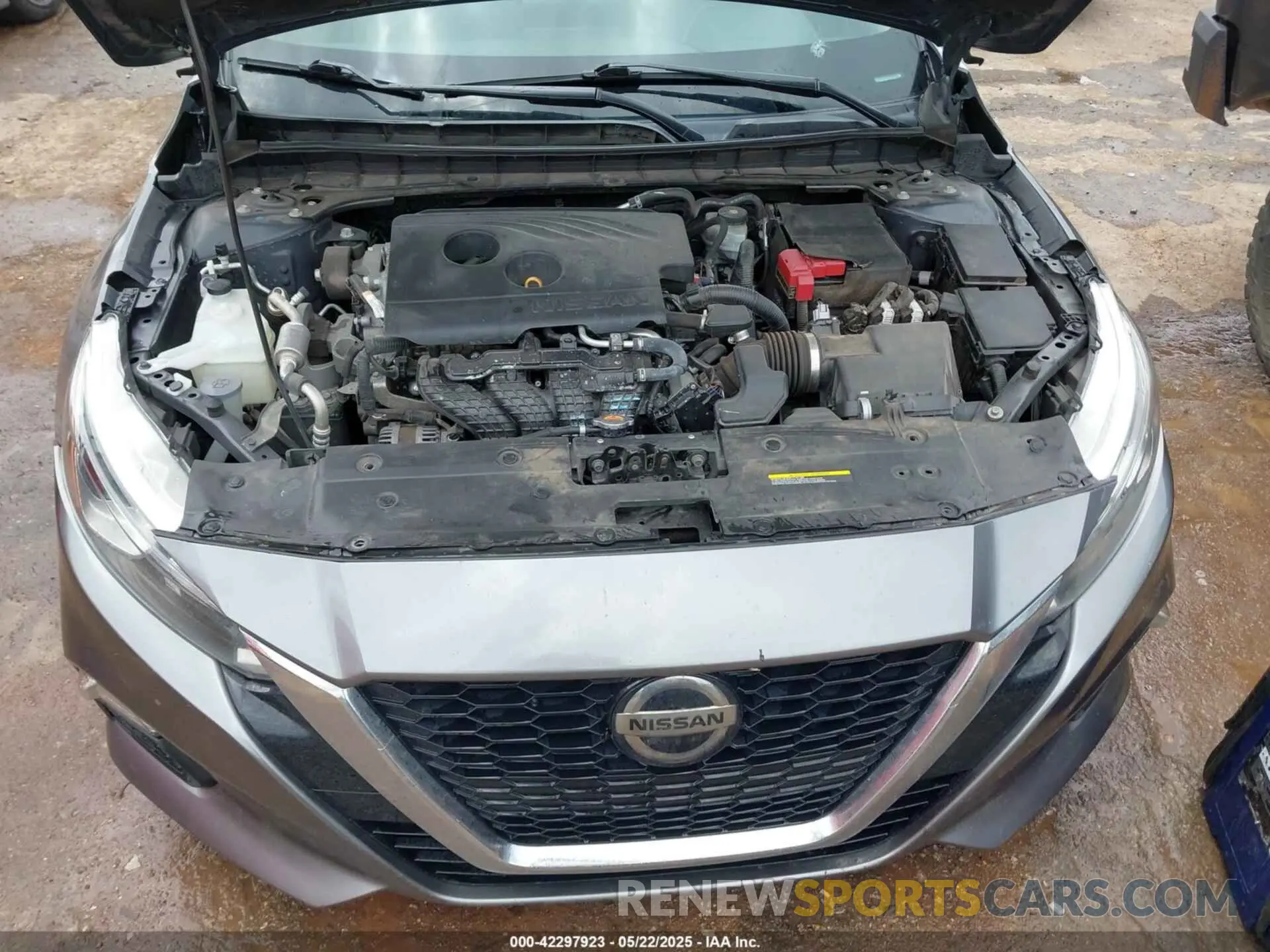 10 Photograph of a damaged car 1N4BL4BV5LC152851 NISSAN ALTIMA 2020