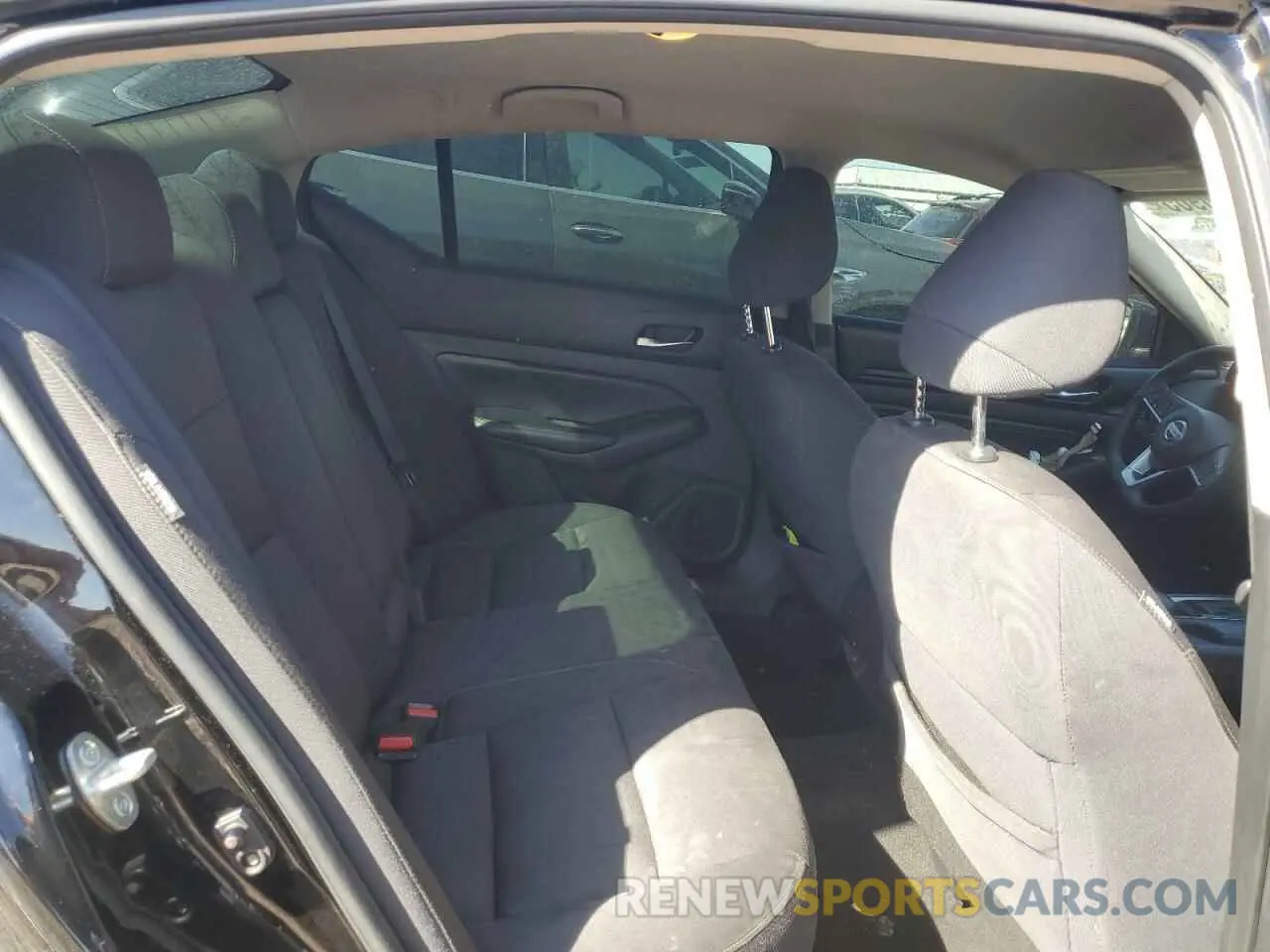 10 Photograph of a damaged car 1N4BL4BV5LC208657 NISSAN ALTIMA 2020