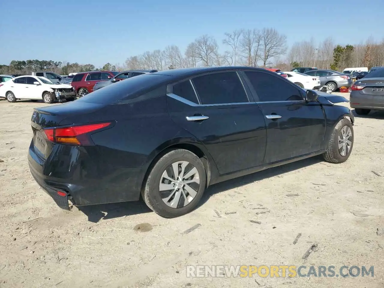 3 Photograph of a damaged car 1N4BL4BV5LC212112 NISSAN ALTIMA 2020