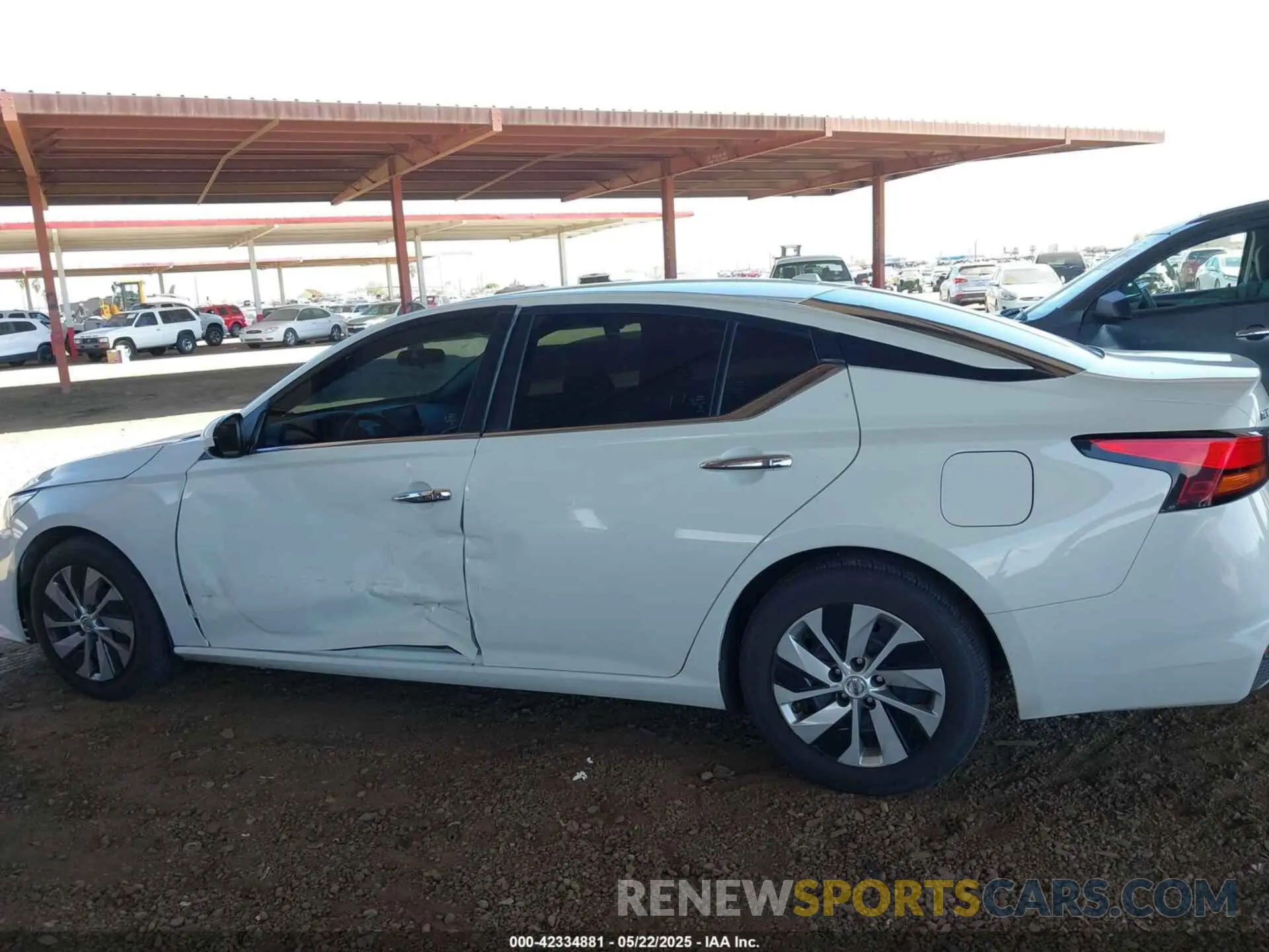 14 Photograph of a damaged car 1N4BL4BV5LC212904 NISSAN ALTIMA 2020