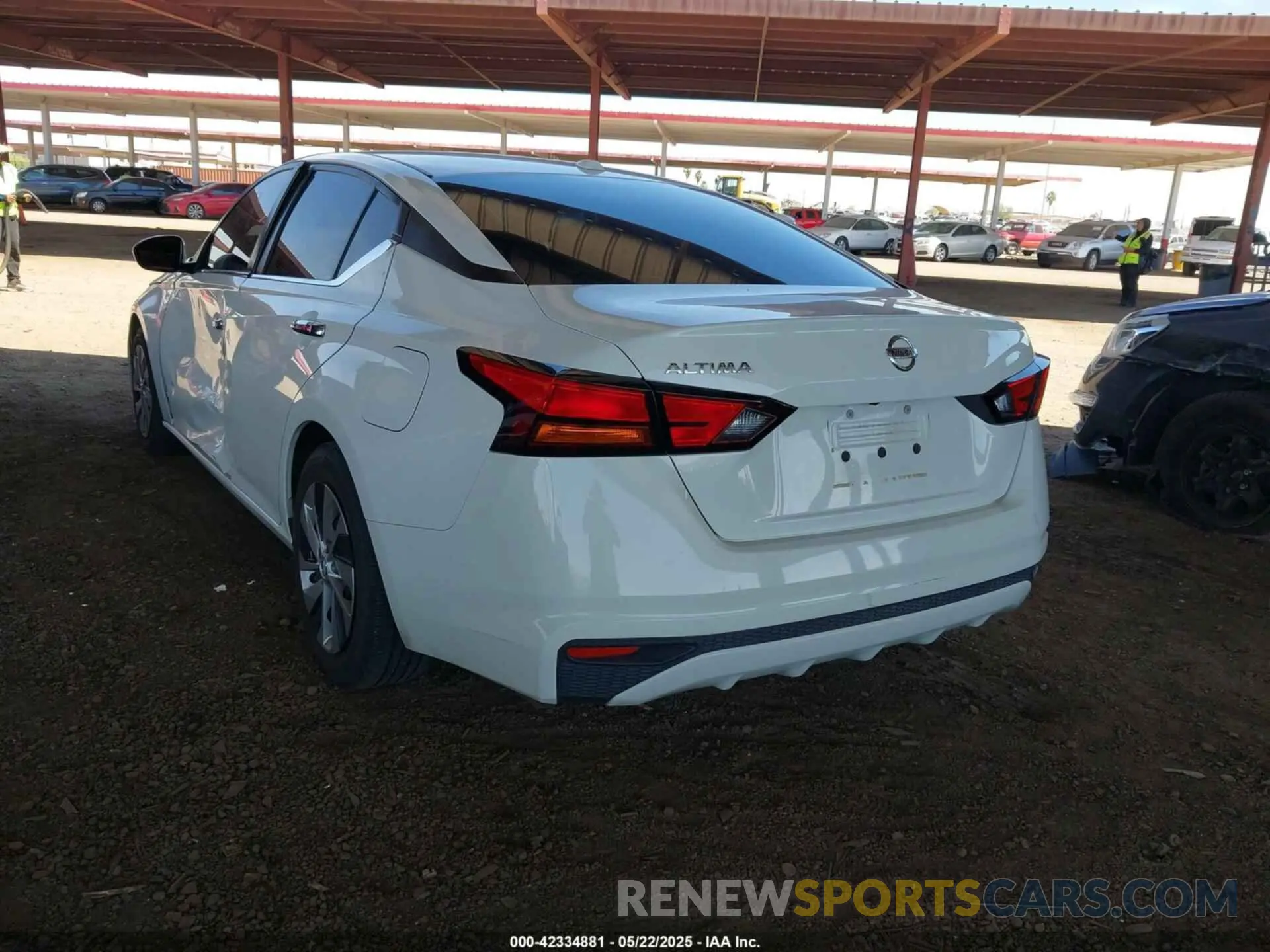 3 Photograph of a damaged car 1N4BL4BV5LC212904 NISSAN ALTIMA 2020