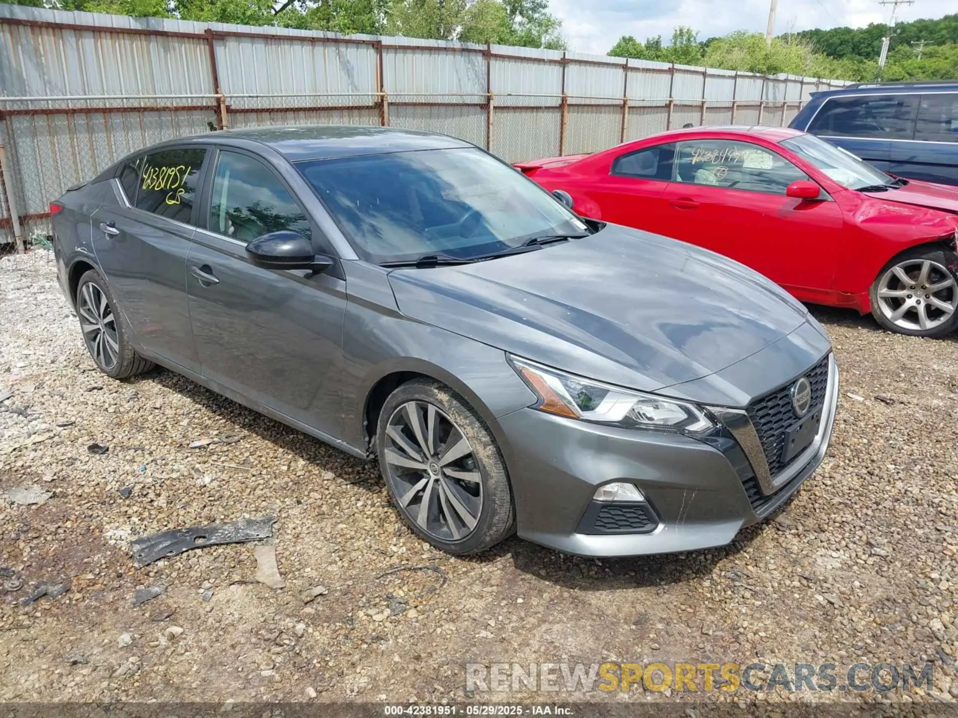 1 Photograph of a damaged car 1N4BL4BV5LC224020 NISSAN ALTIMA 2020