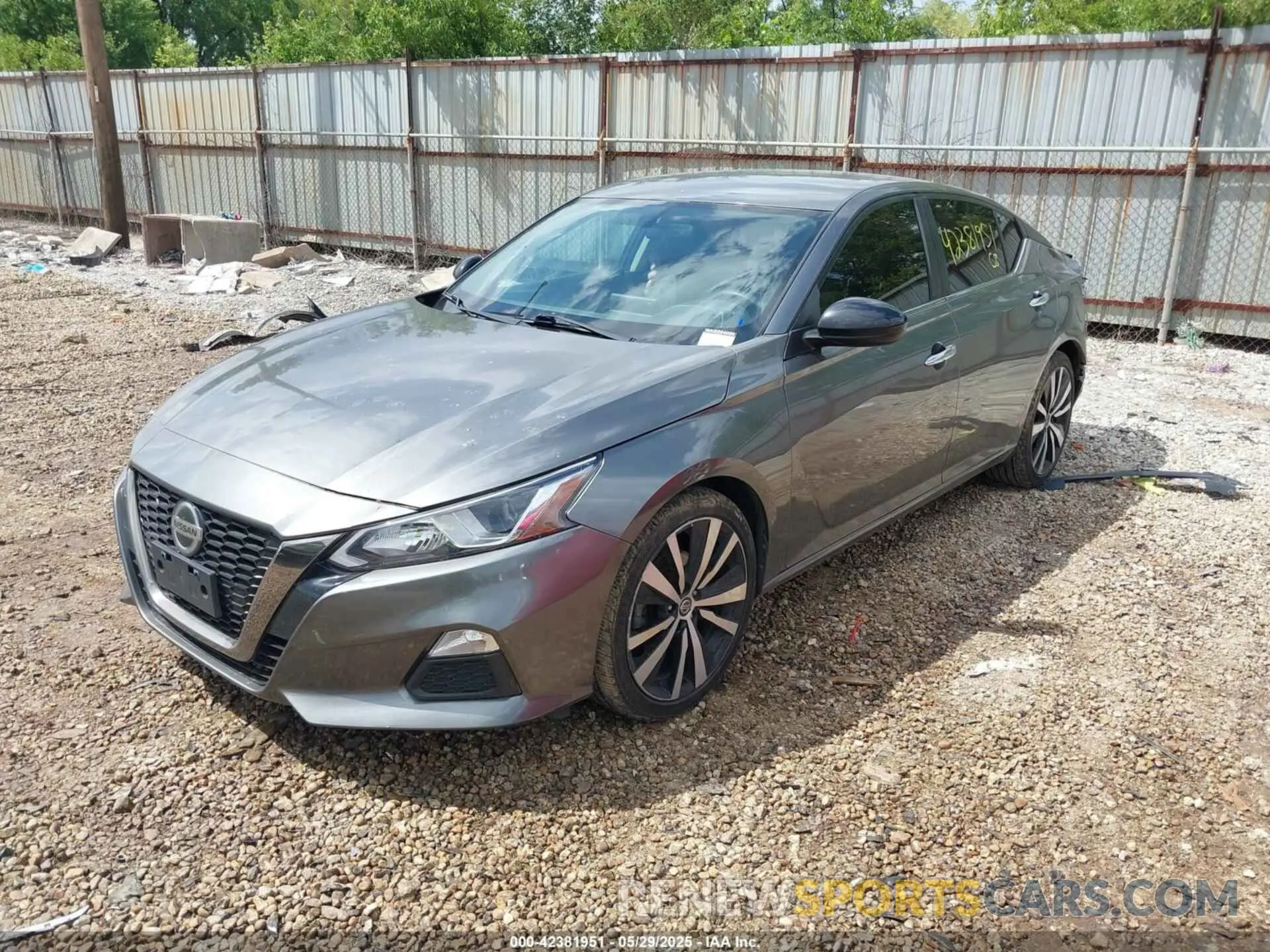 2 Photograph of a damaged car 1N4BL4BV5LC224020 NISSAN ALTIMA 2020