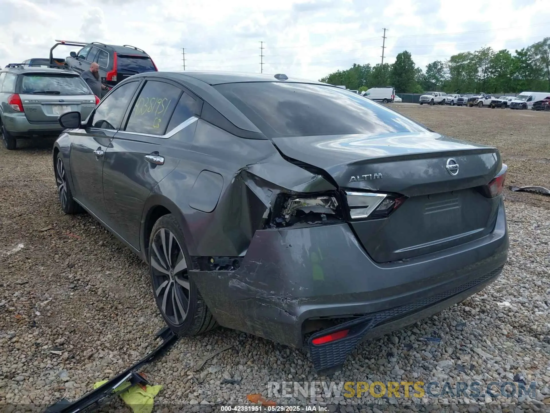 6 Photograph of a damaged car 1N4BL4BV5LC224020 NISSAN ALTIMA 2020