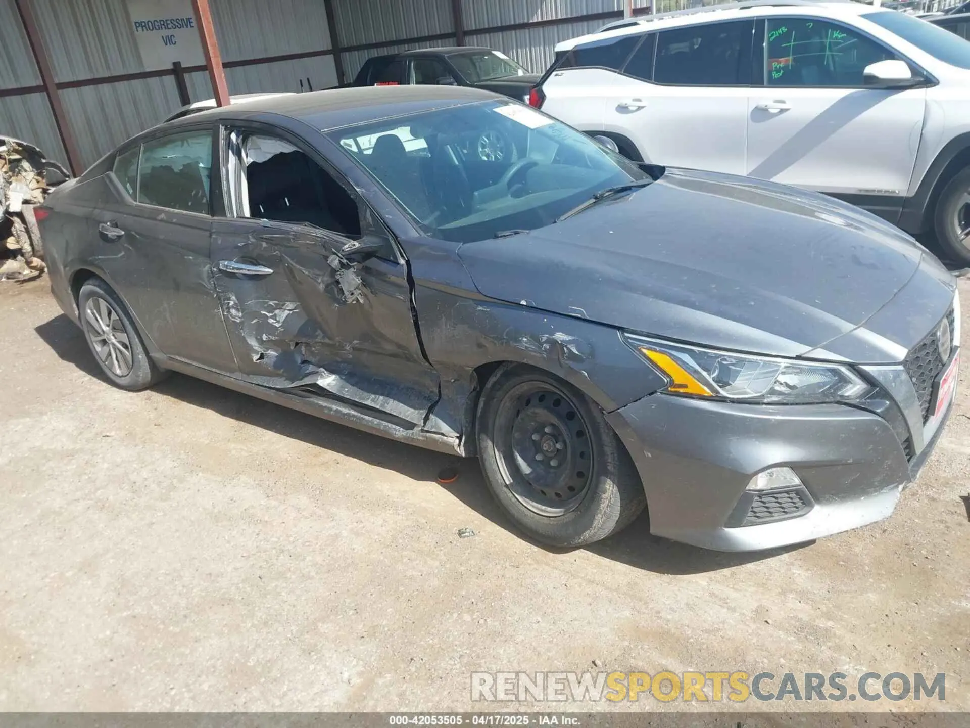 13 Photograph of a damaged car 1N4BL4BV5LC233252 NISSAN ALTIMA 2020