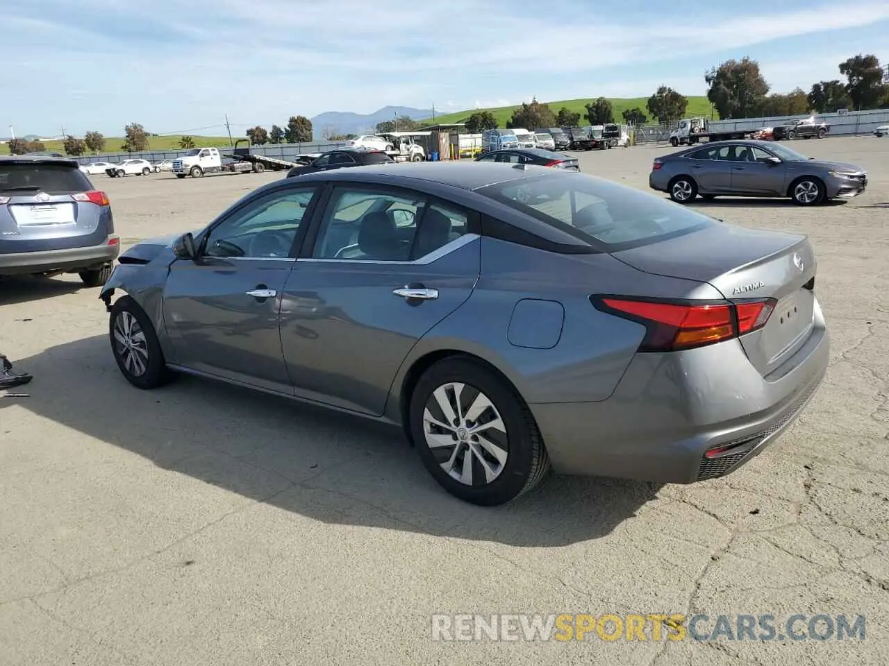 2 Photograph of a damaged car 1N4BL4BV5LC237172 NISSAN ALTIMA 2020