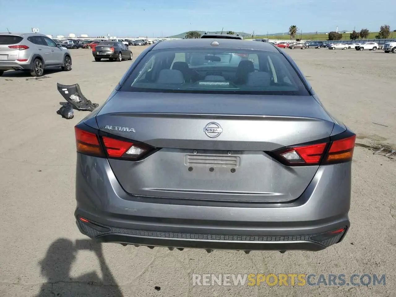 6 Photograph of a damaged car 1N4BL4BV5LC237172 NISSAN ALTIMA 2020