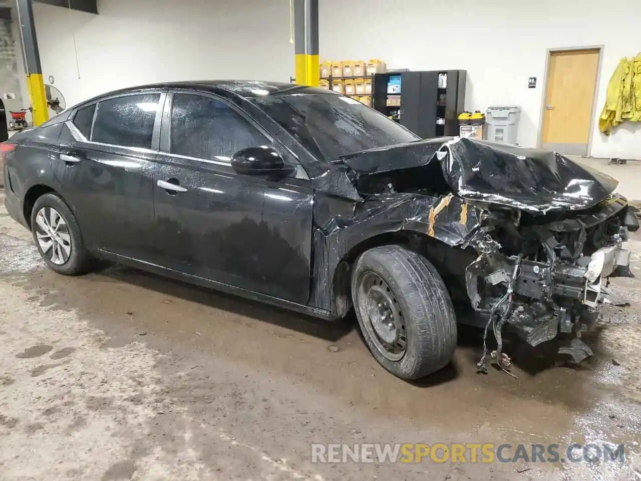 4 Photograph of a damaged car 1N4BL4BV5LC248124 NISSAN ALTIMA 2020