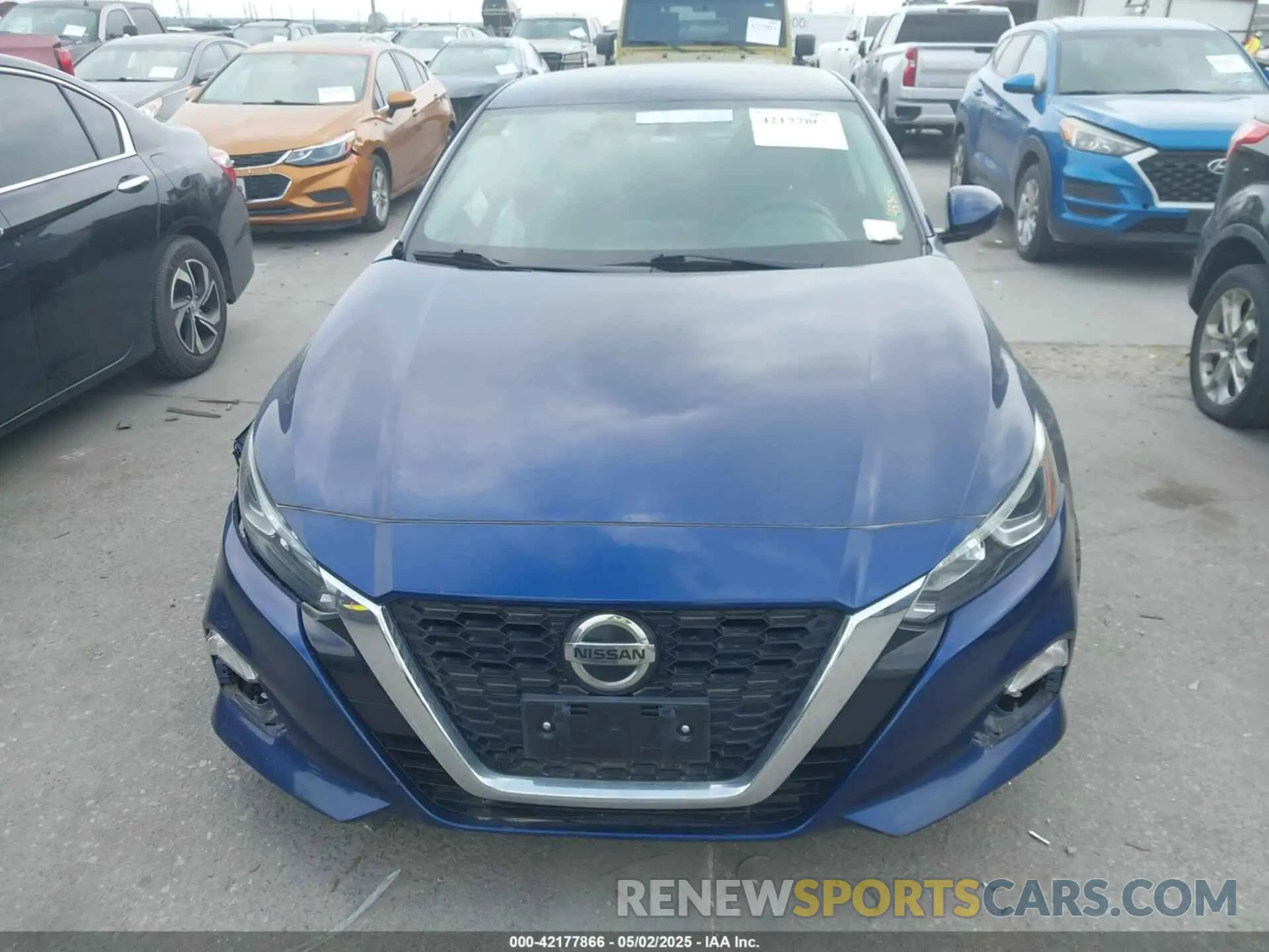 12 Photograph of a damaged car 1N4BL4BV5LC251444 NISSAN ALTIMA 2020