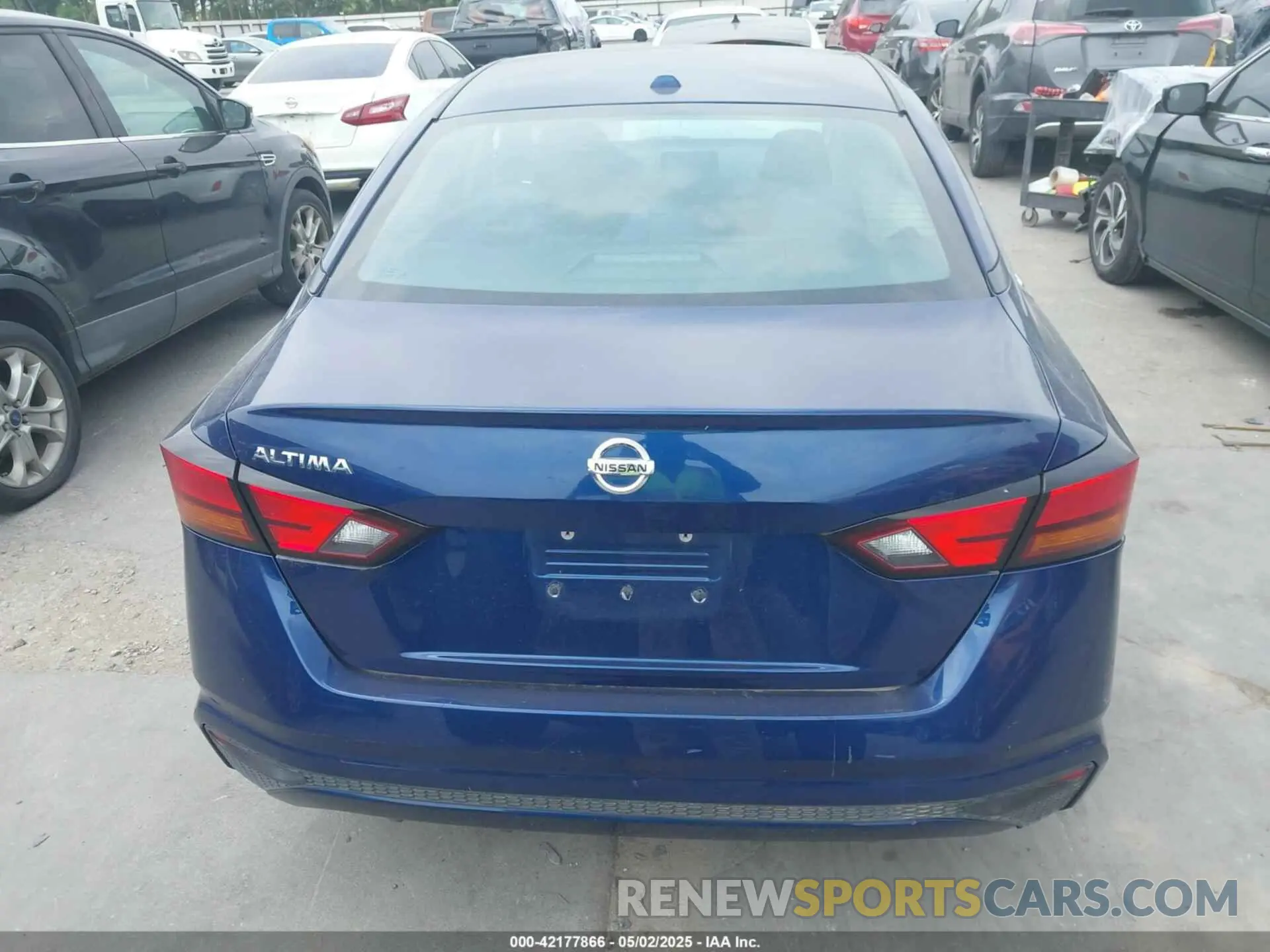 16 Photograph of a damaged car 1N4BL4BV5LC251444 NISSAN ALTIMA 2020
