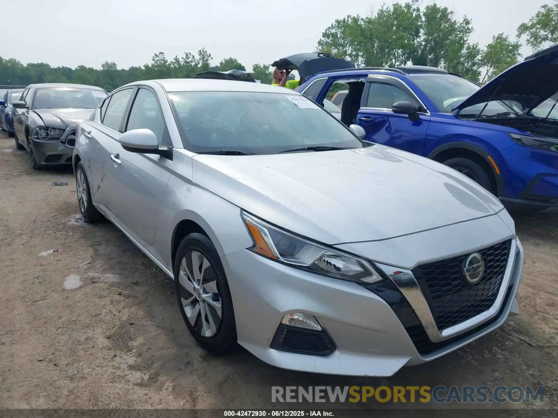 1 Photograph of a damaged car 1N4BL4BV5LC272147 NISSAN ALTIMA 2020