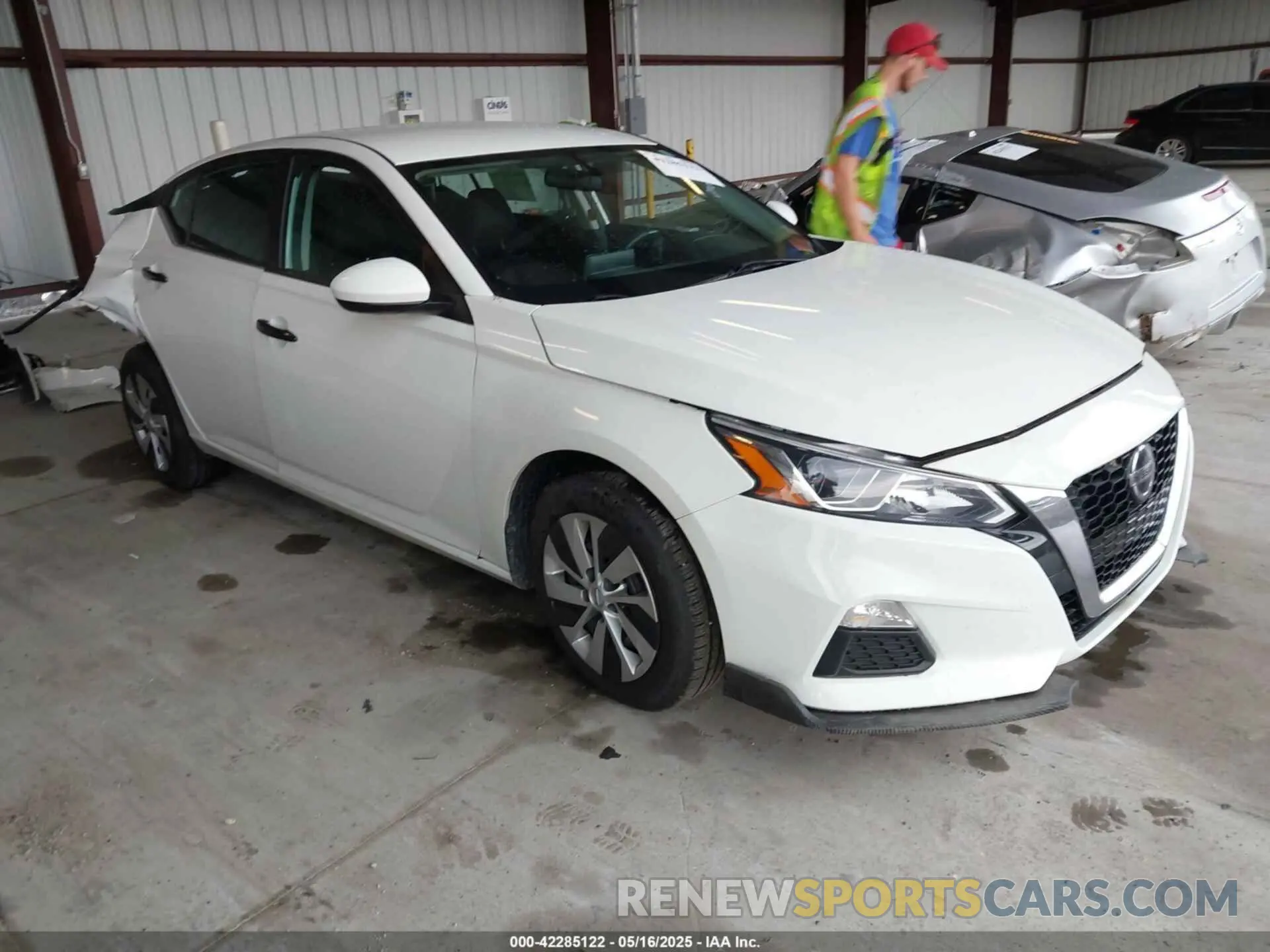 1 Photograph of a damaged car 1N4BL4BV5LC280779 NISSAN ALTIMA 2020