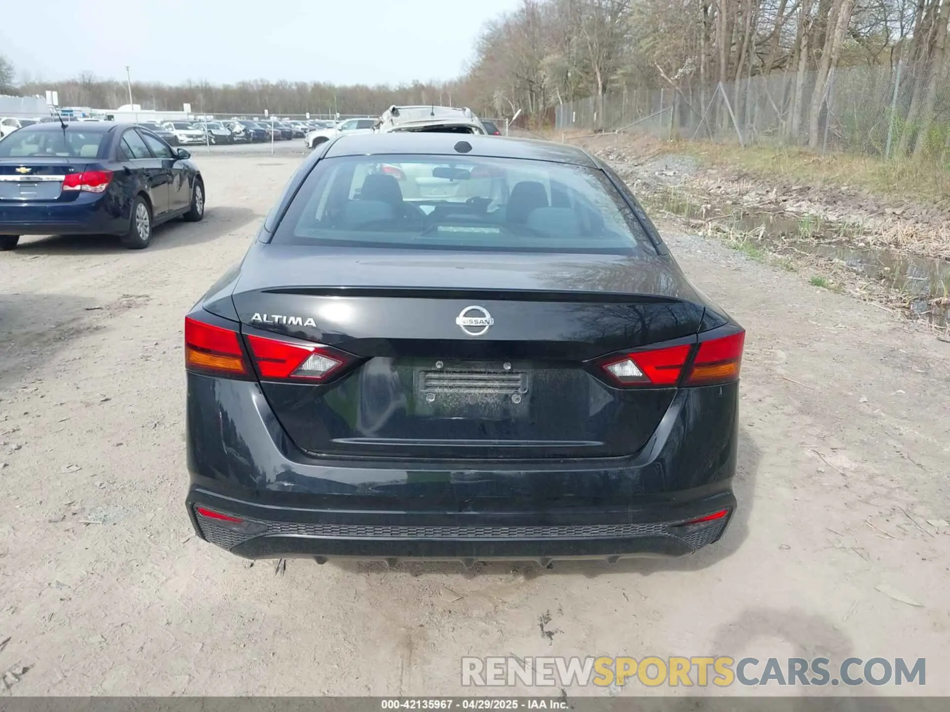 16 Photograph of a damaged car 1N4BL4BV5LN313137 NISSAN ALTIMA 2020