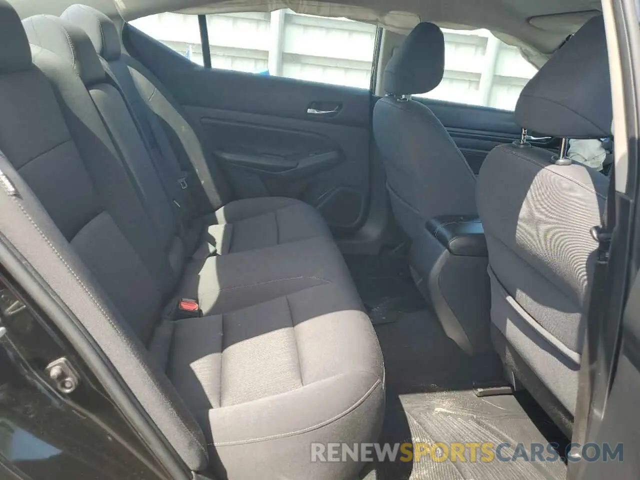 10 Photograph of a damaged car 1N4BL4BV5LN317317 NISSAN ALTIMA 2020