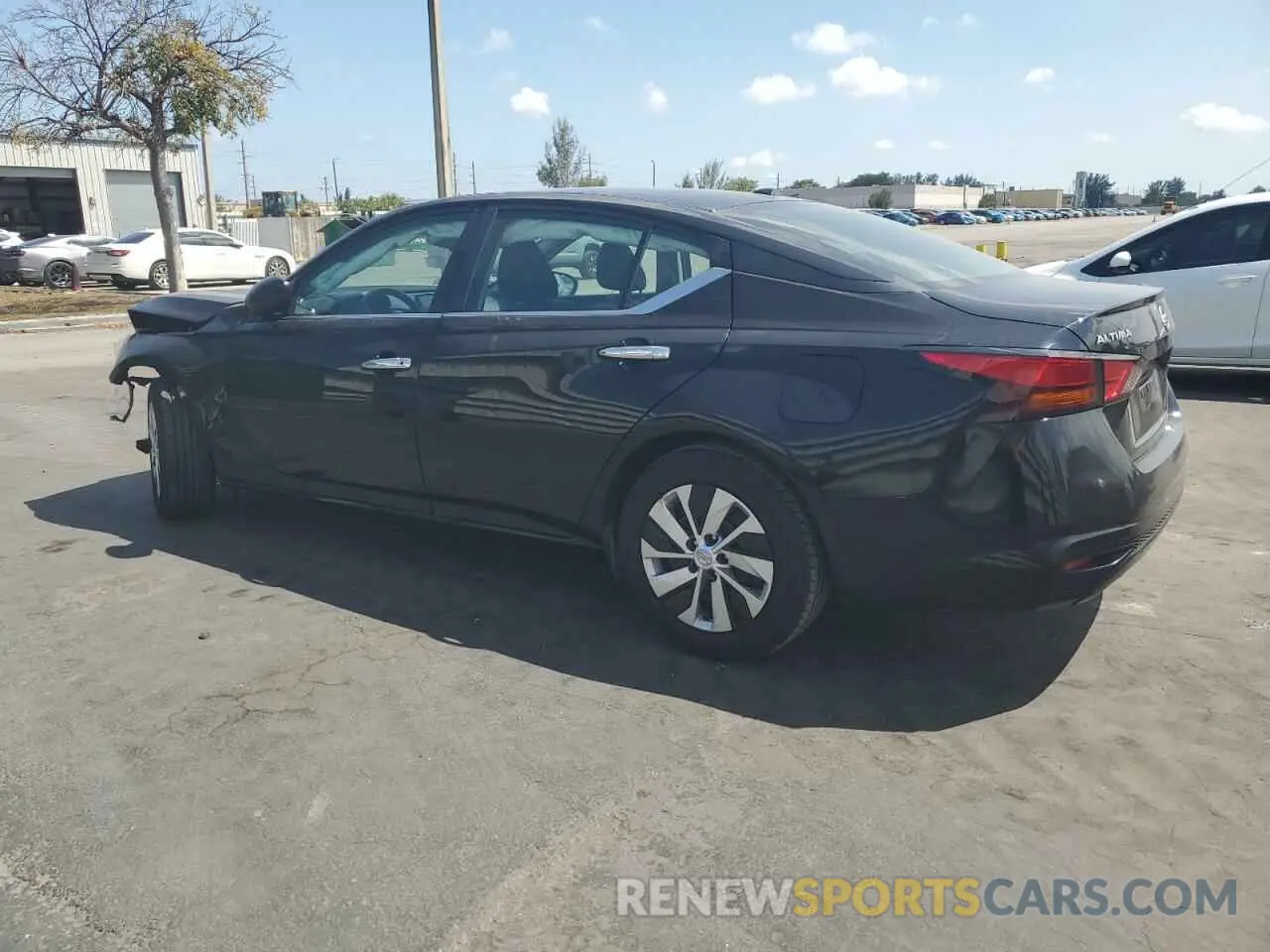 2 Photograph of a damaged car 1N4BL4BV5LN317317 NISSAN ALTIMA 2020