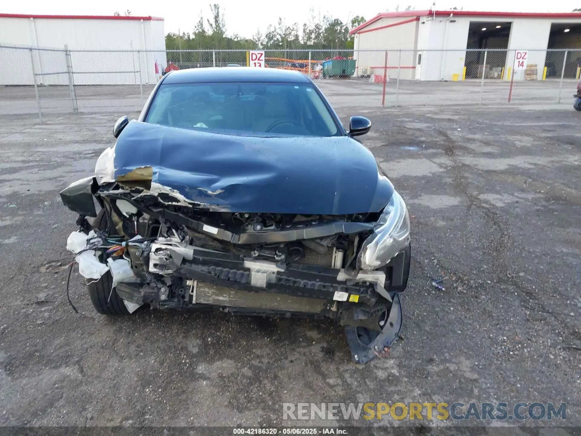 12 Photograph of a damaged car 1N4BL4BV5LN317544 NISSAN ALTIMA 2020