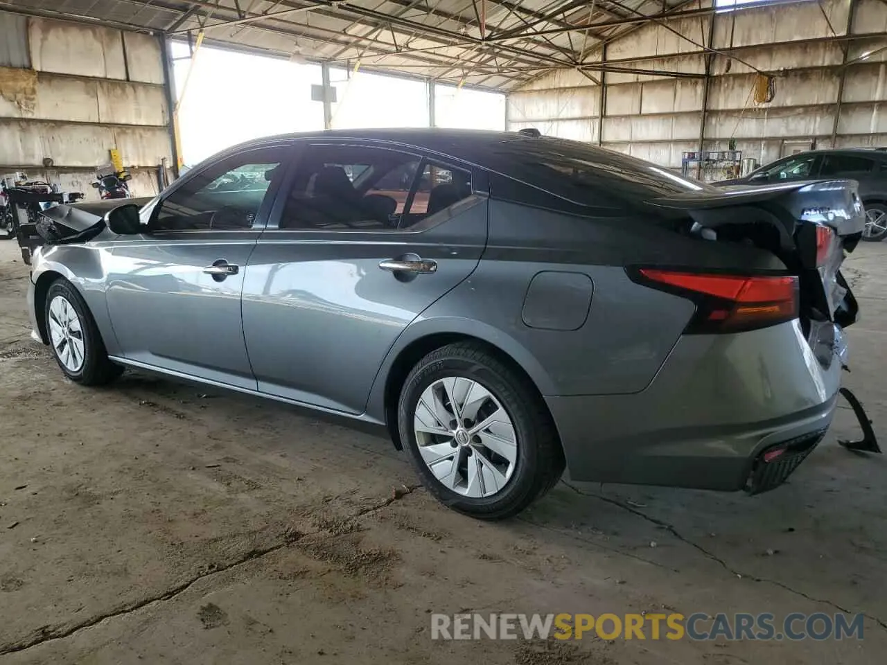 2 Photograph of a damaged car 1N4BL4BV5LN318838 NISSAN ALTIMA 2020