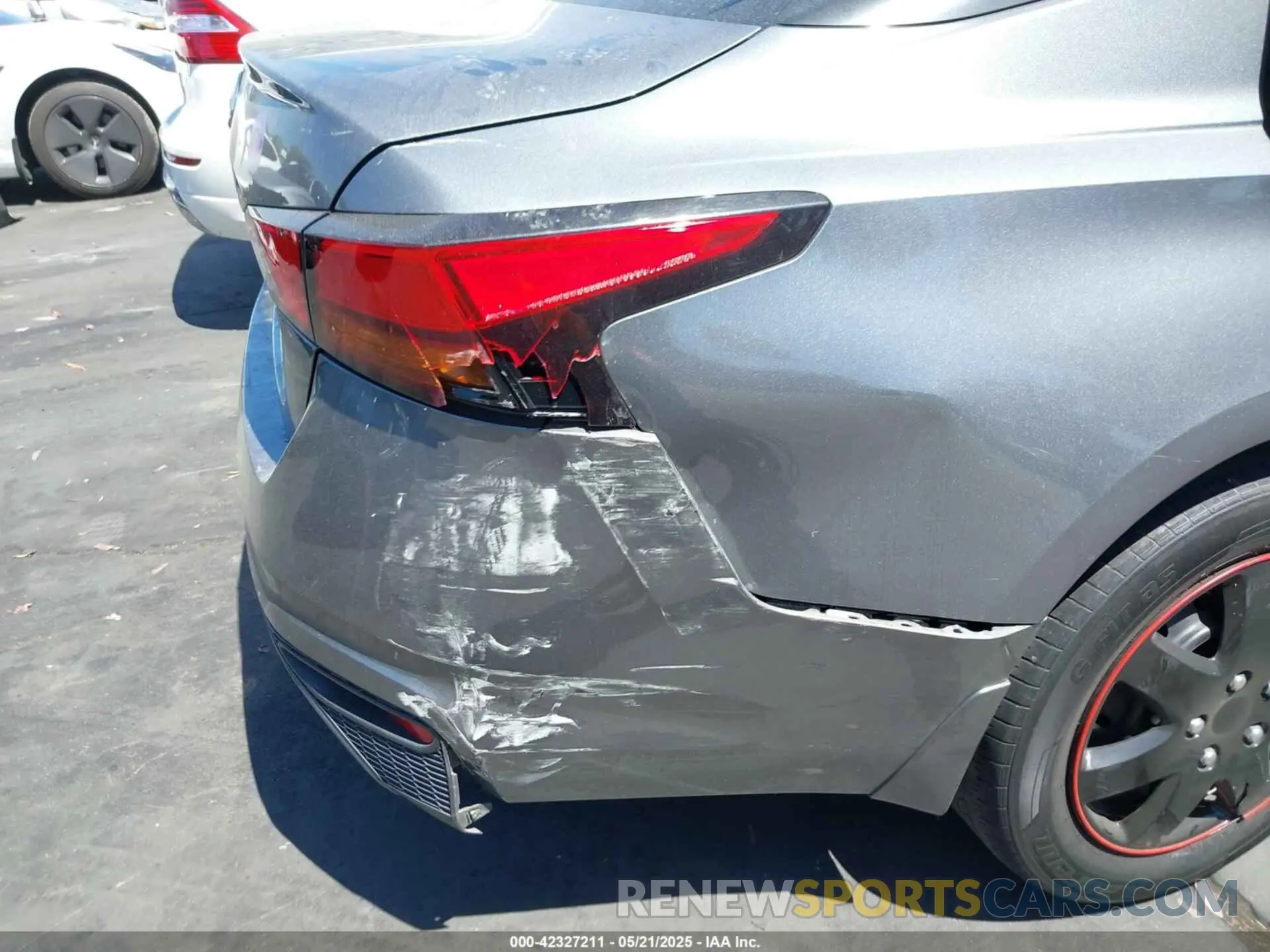12 Photograph of a damaged car 1N4BL4BV6LC122337 NISSAN ALTIMA 2020