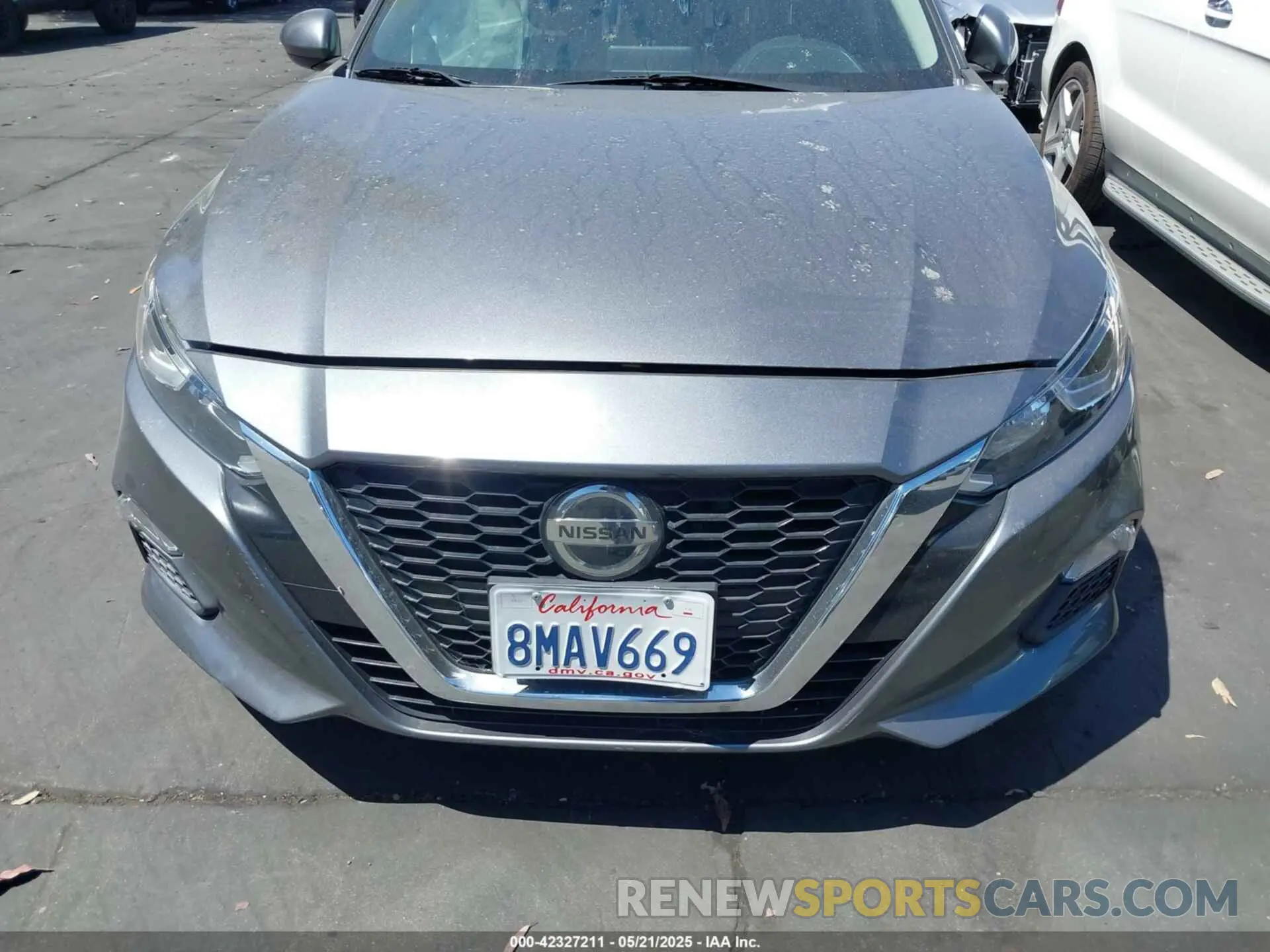 13 Photograph of a damaged car 1N4BL4BV6LC122337 NISSAN ALTIMA 2020