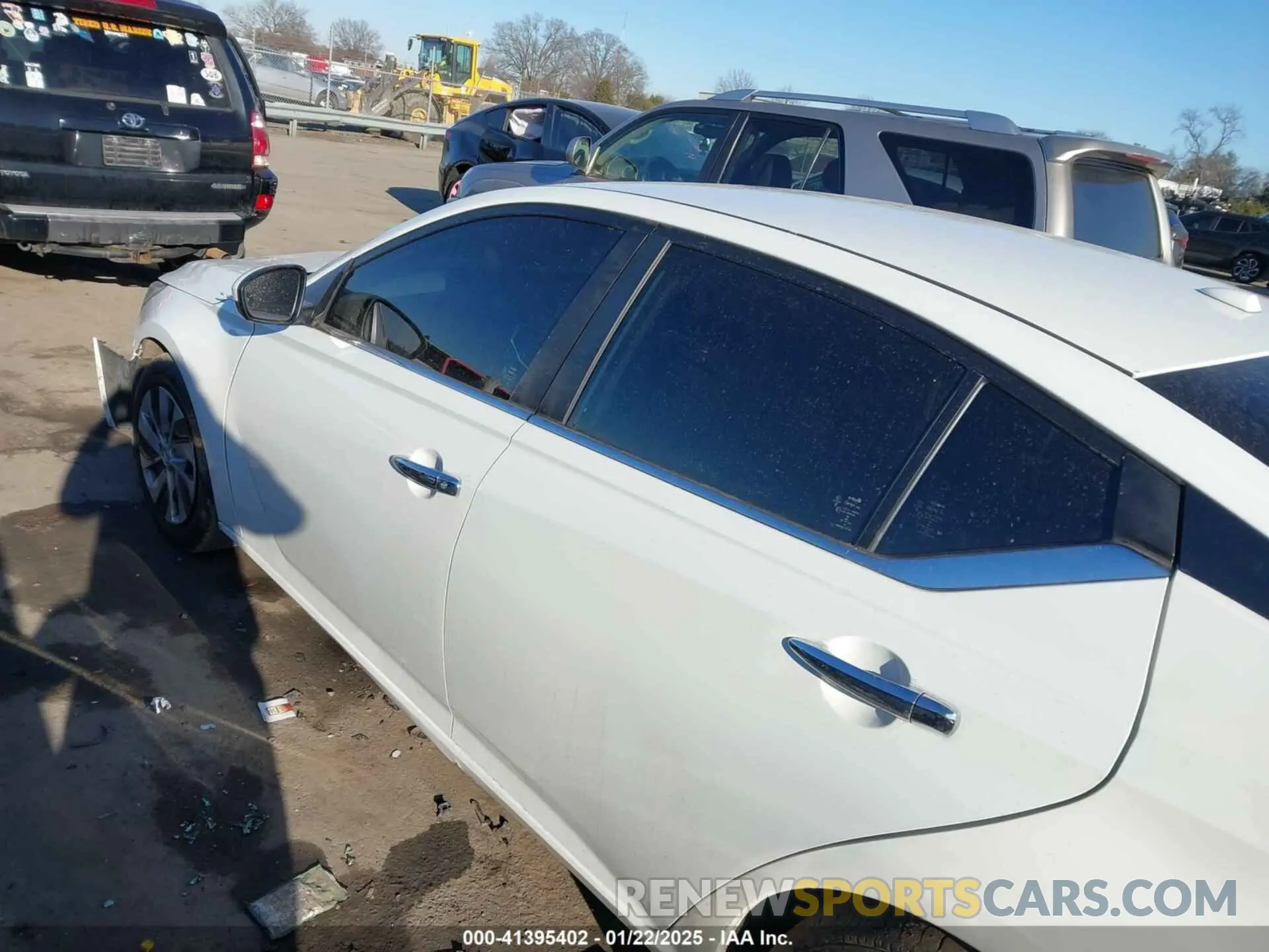 14 Photograph of a damaged car 1N4BL4BV6LC128820 NISSAN ALTIMA 2020