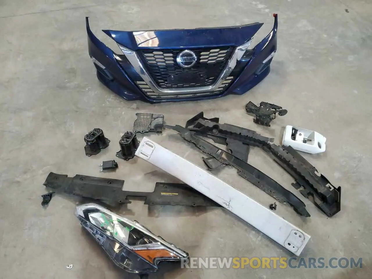12 Photograph of a damaged car 1N4BL4BV6LC133046 NISSAN ALTIMA 2020